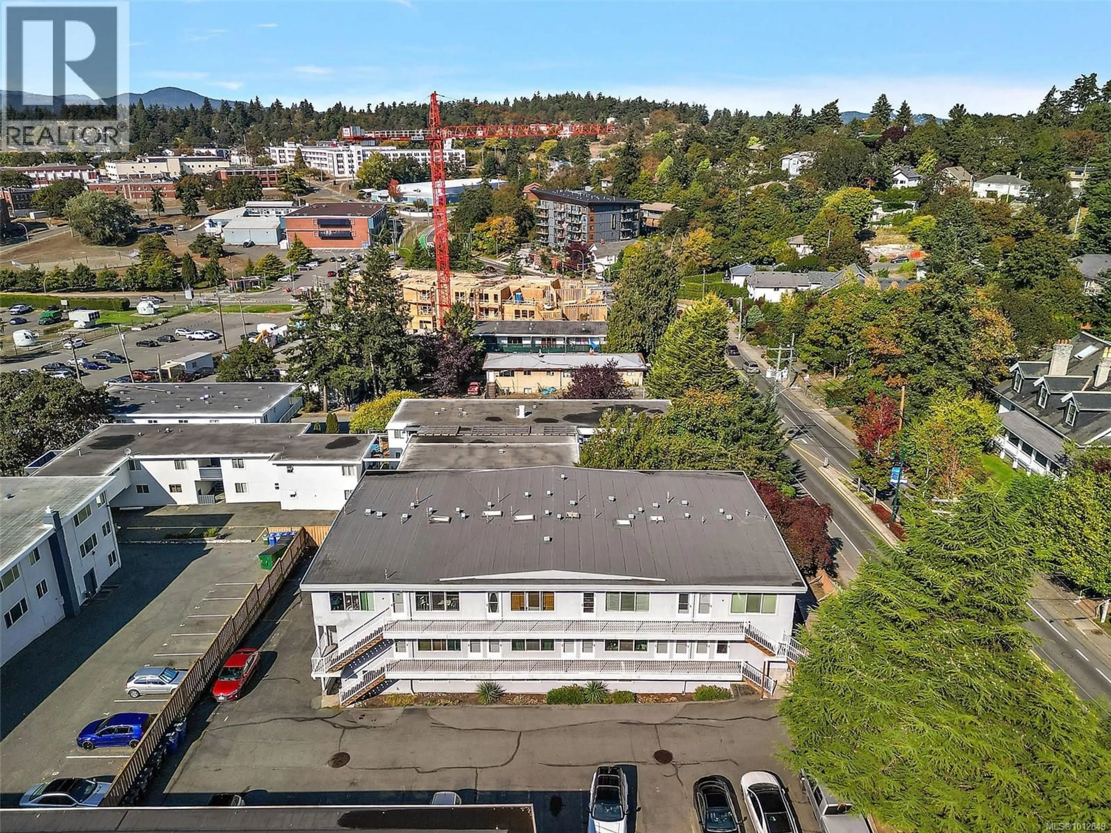 A pic from outside/outdoor area/front of a property/back of a property/a pic from drone, city buildings view from balcony for 302 - 642 ADMIRALS ROAD, Esquimalt British Columbia V9A2N7