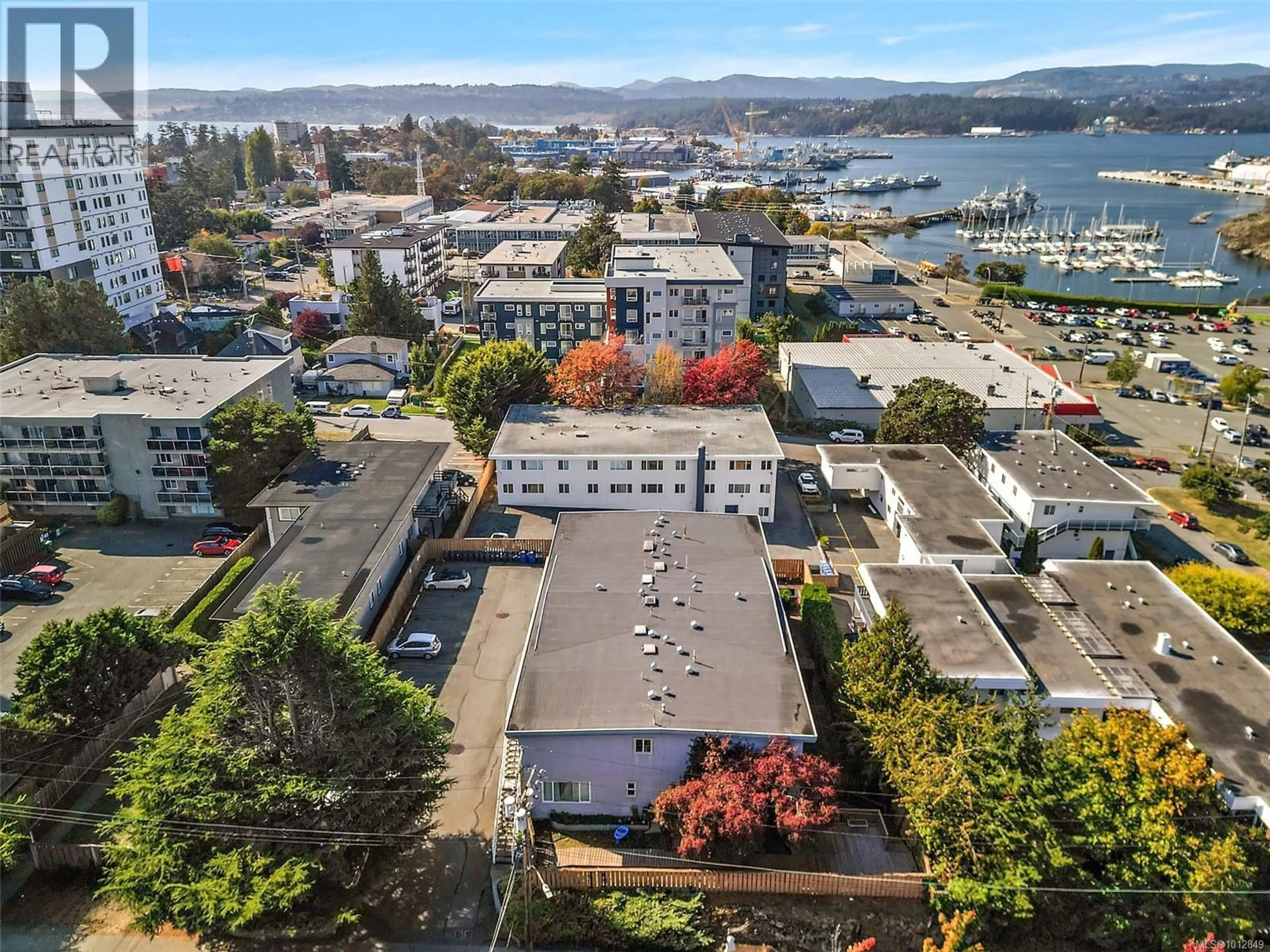 A pic from outside/outdoor area/front of a property/back of a property/a pic from drone, water/lake/river/ocean view for 302 - 642 ADMIRALS ROAD, Esquimalt British Columbia V9A2N7