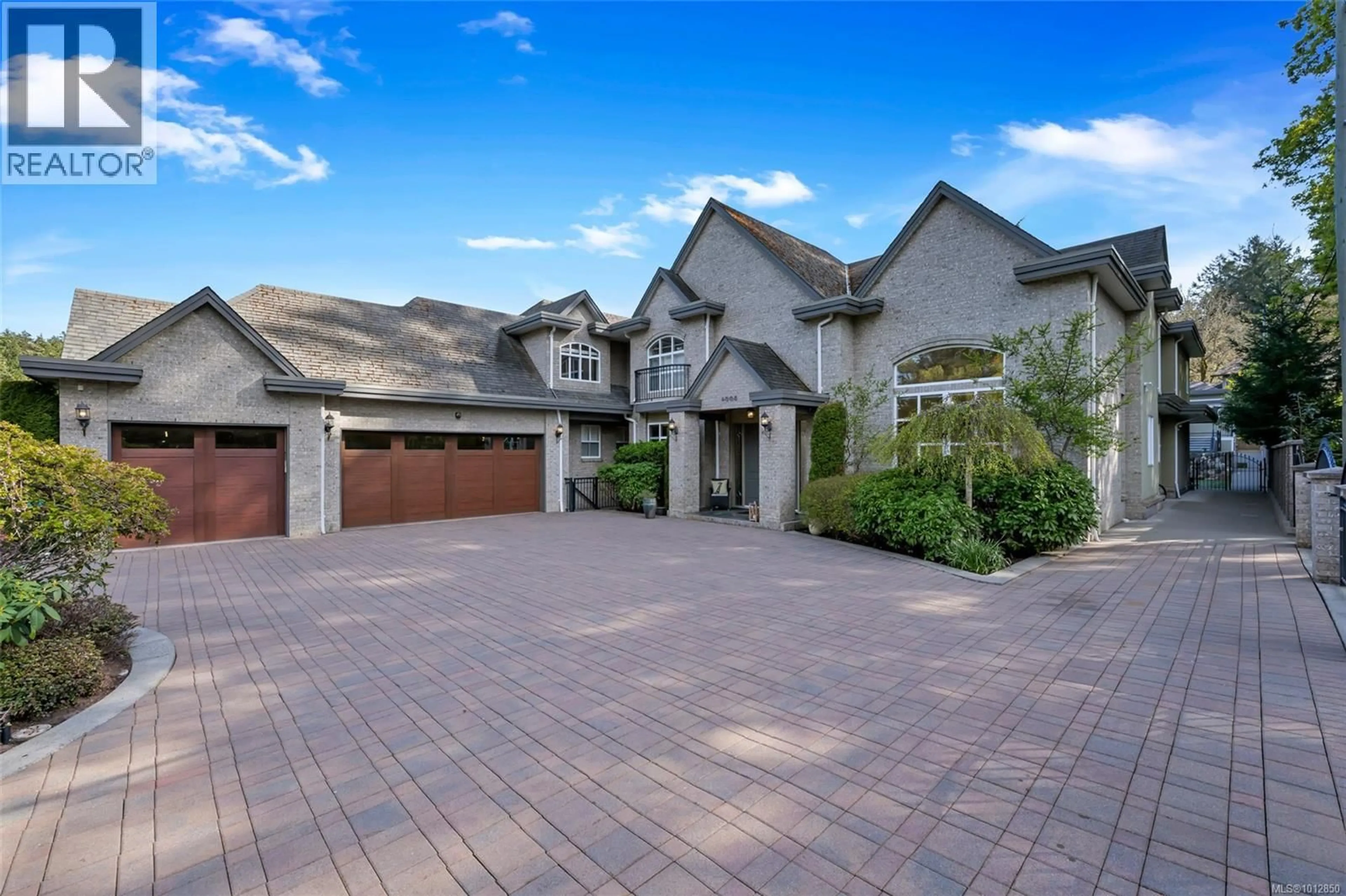 Unknown for 4668 CORDOVA BAY ROAD, Saanich British Columbia V8X3V7