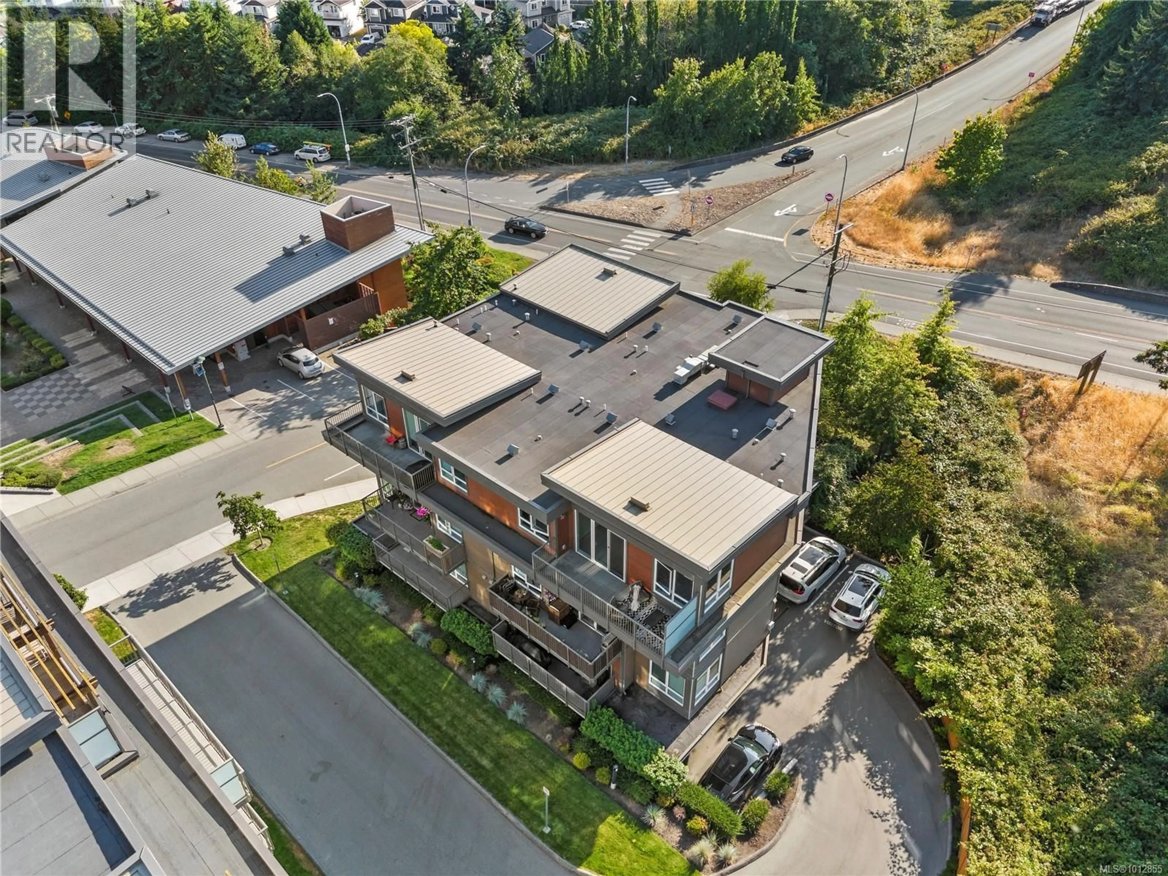 A pic from outside/outdoor area/front of a property/back of a property/a pic from drone, street for 202 - 100 PRESLEY PLACE, View Royal British Columbia V9B0H5