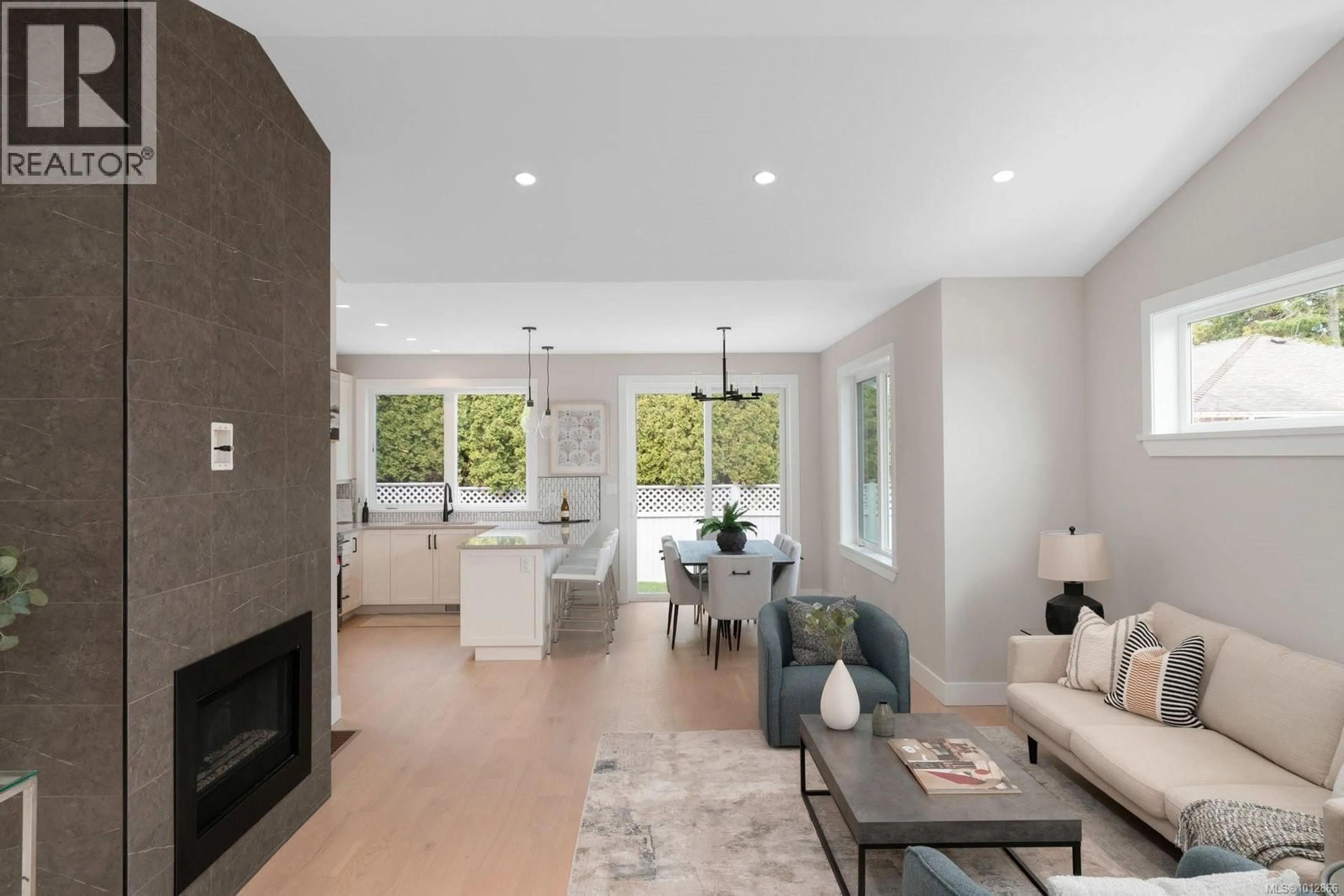 Unknown for 9556 NORTHLAWN TERRACE, Sidney British Columbia V8L1R8
