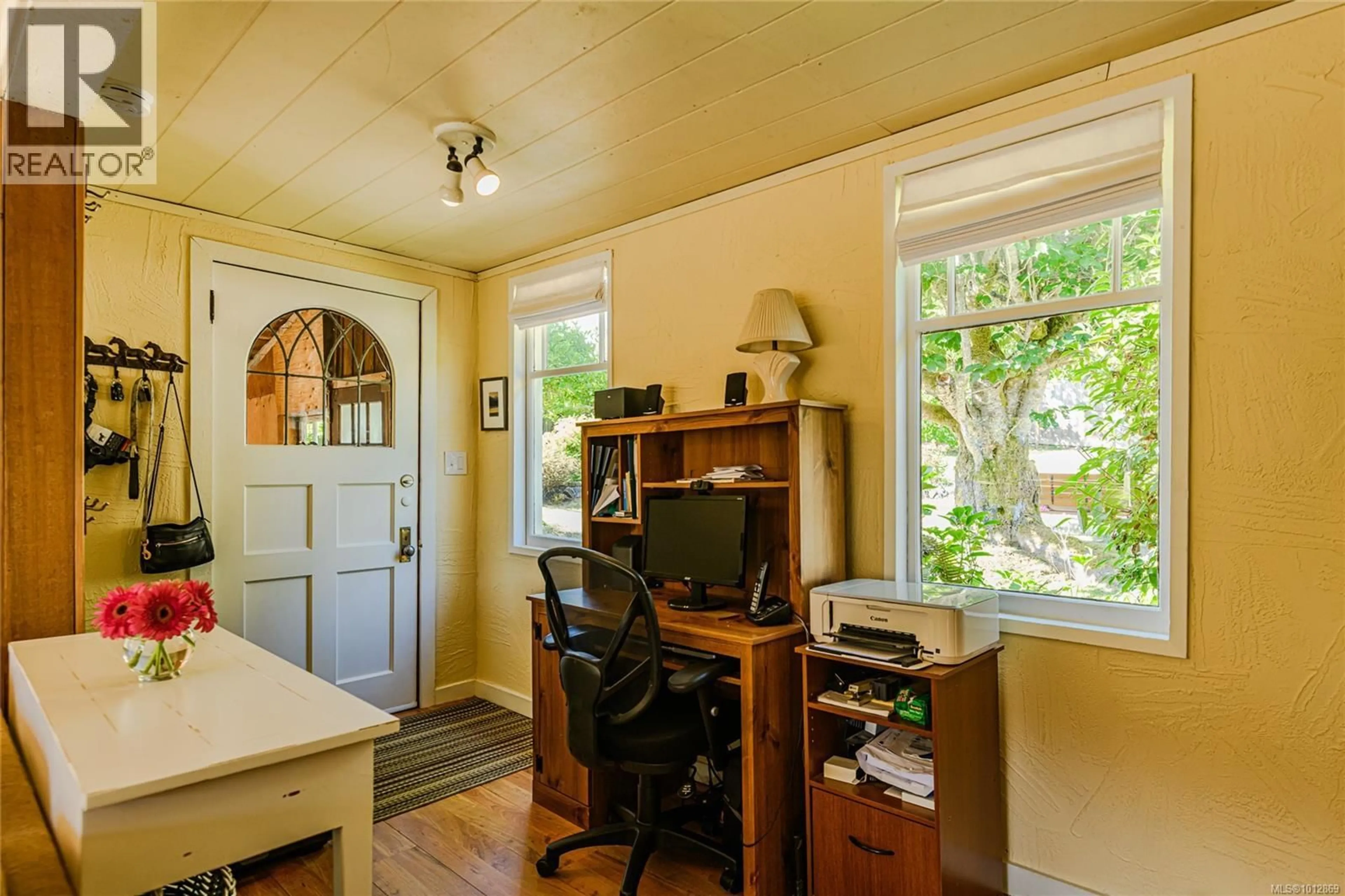A pic of a room for 3335 TELEGRAPH ROAD, Mill Bay British Columbia V8H1E9