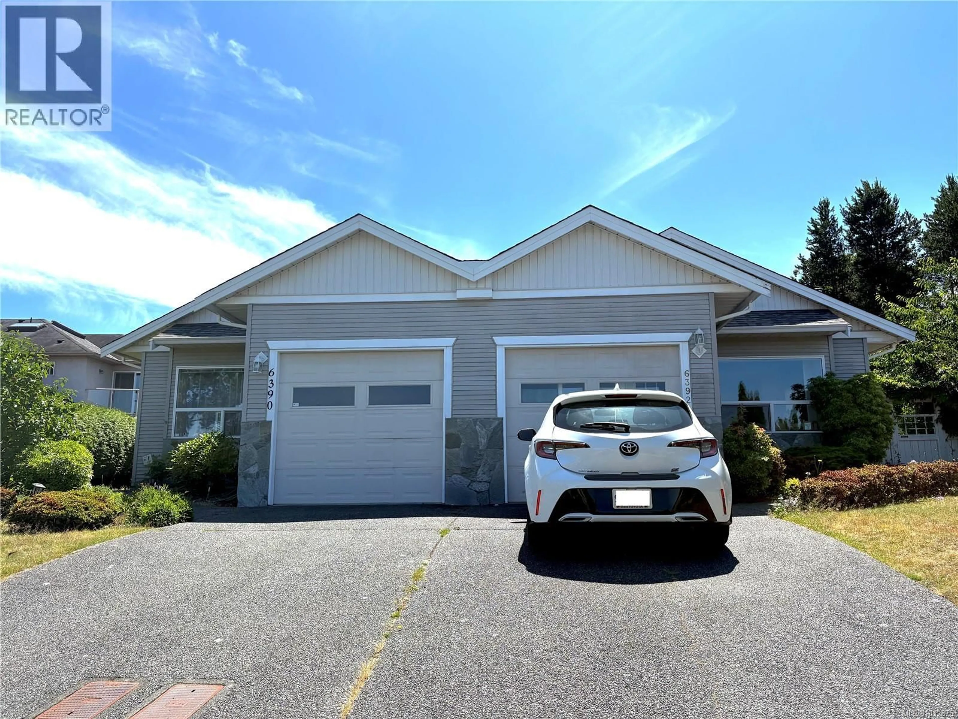 Home with vinyl exterior material, street for 6390 LASALLE ROAD, Nanaimo British Columbia V9V1N6