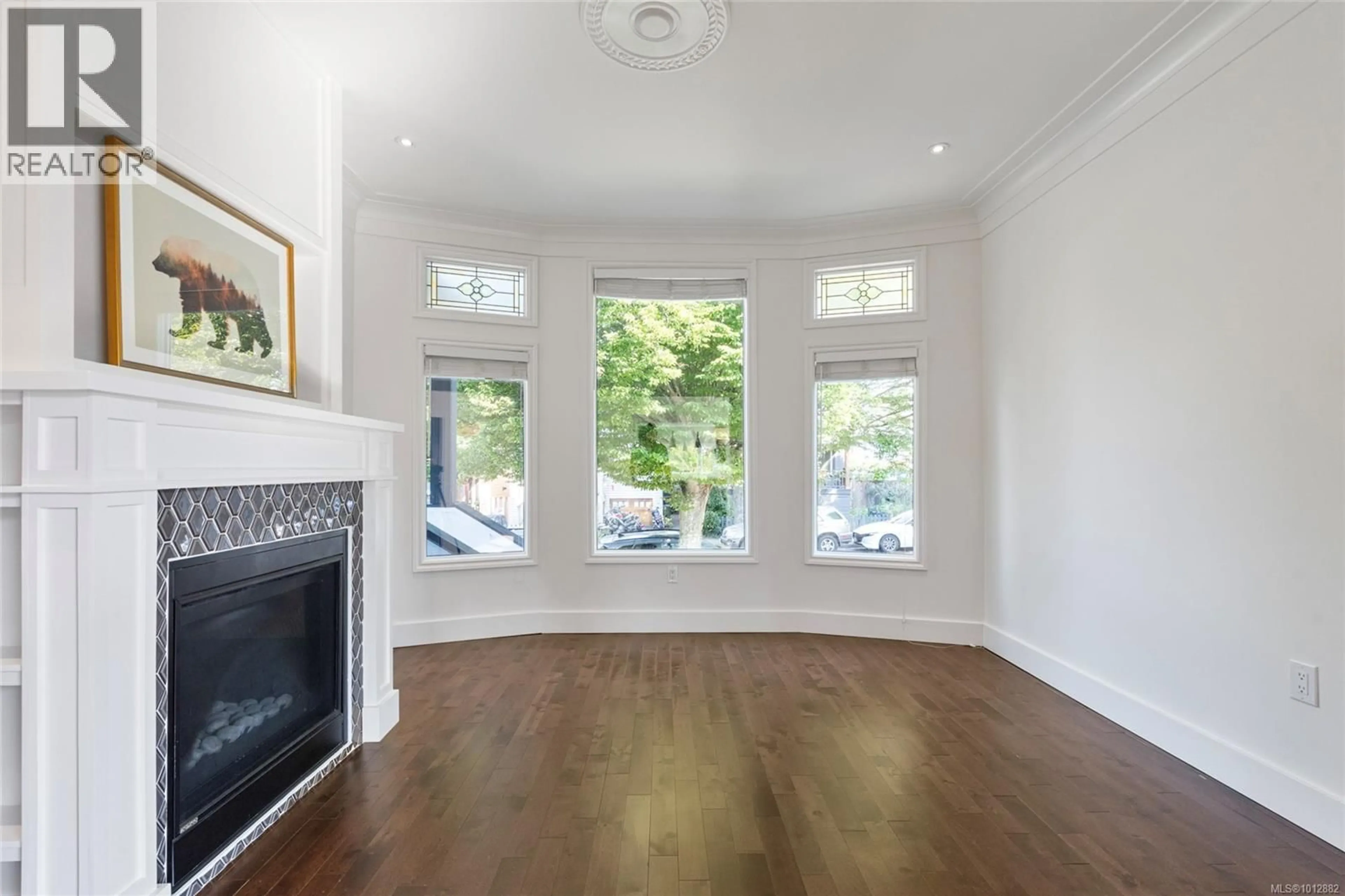 A pic of a room for 658 PINE STREET, Victoria British Columbia V9A2Z8