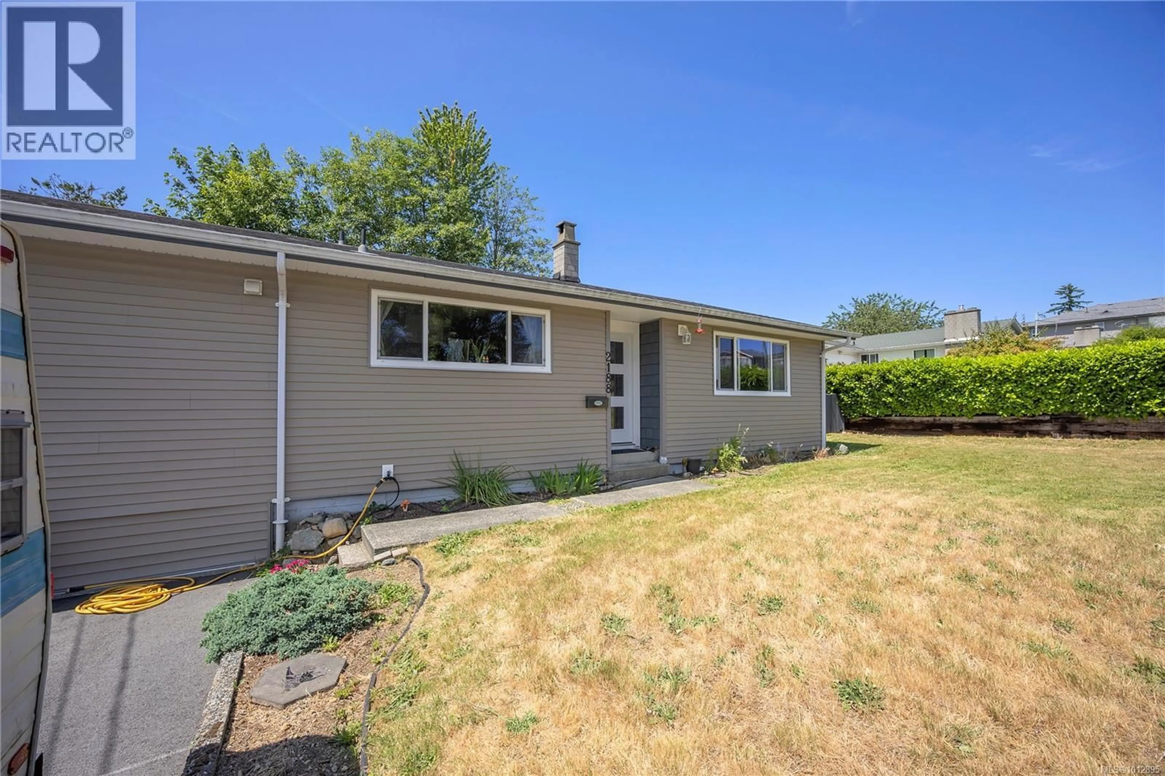 Home with vinyl exterior material, street for 2188 LARK CRESCENT, Nanaimo British Columbia V9S5J8