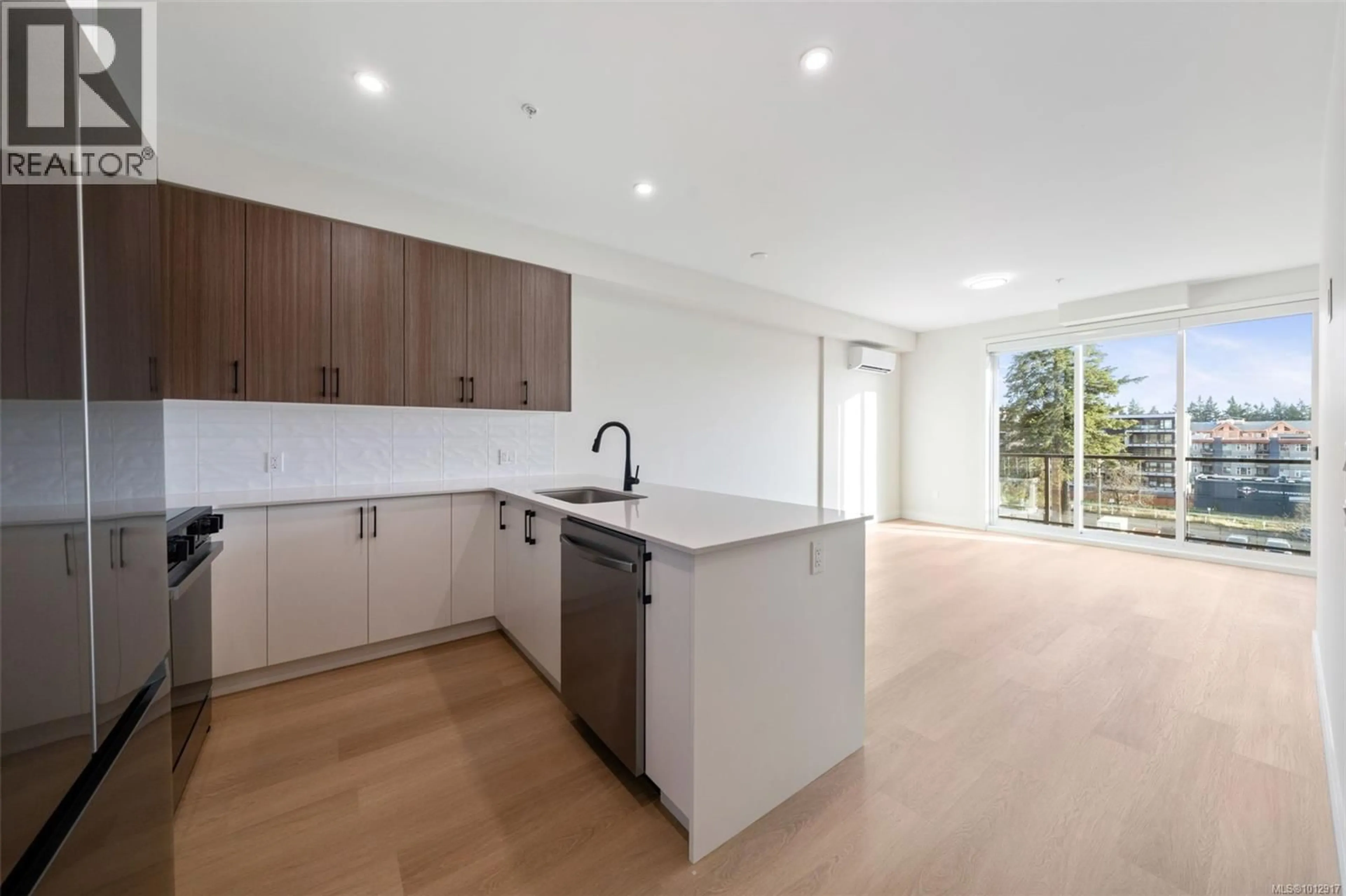 Open concept kitchen, unknown for 513 - 2770 WINSTER ROAD, Langford British Columbia V9B7C7