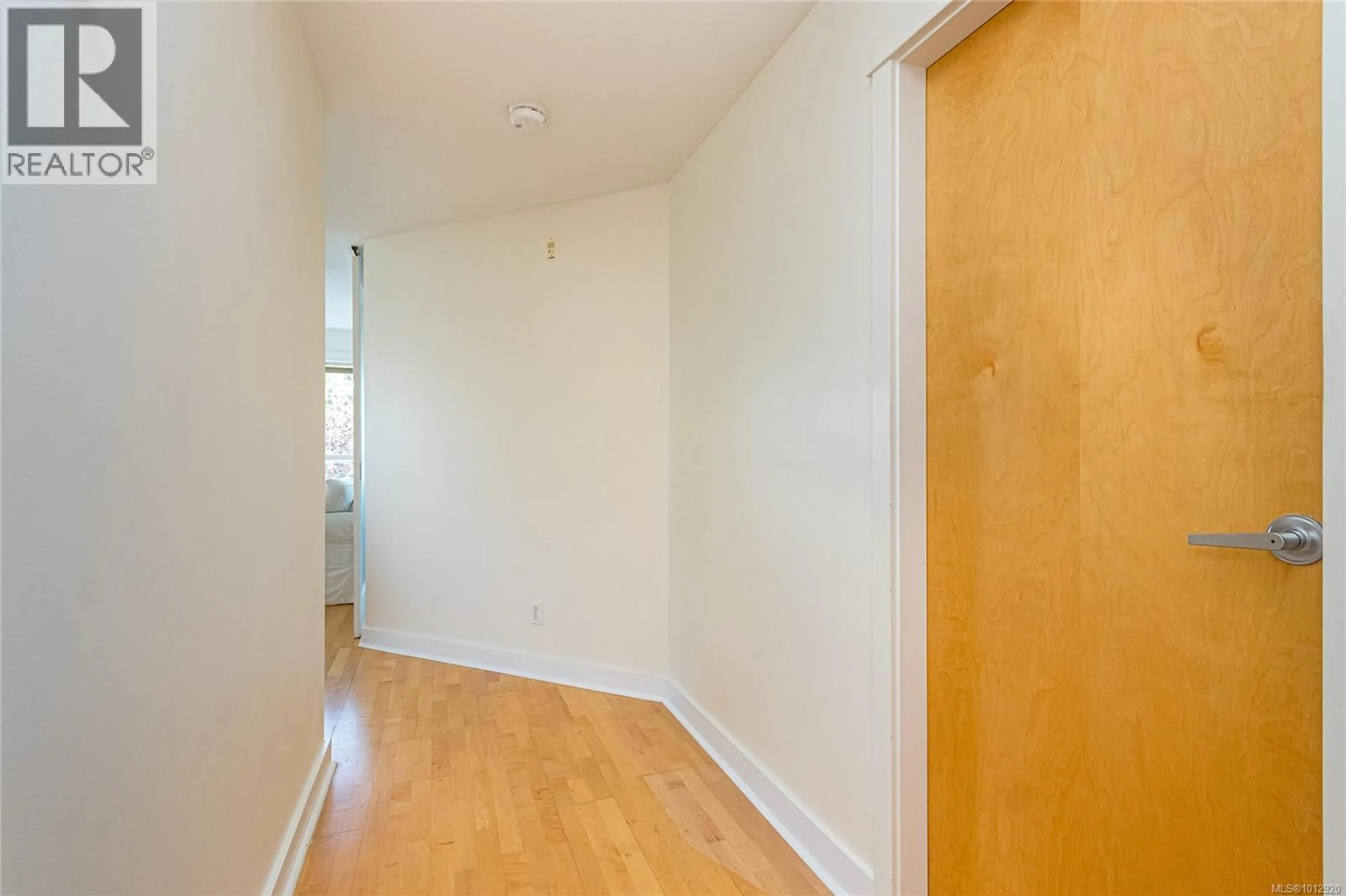A pic of a room for 303 - 1155 YATES STREET, Victoria British Columbia V8V3N1