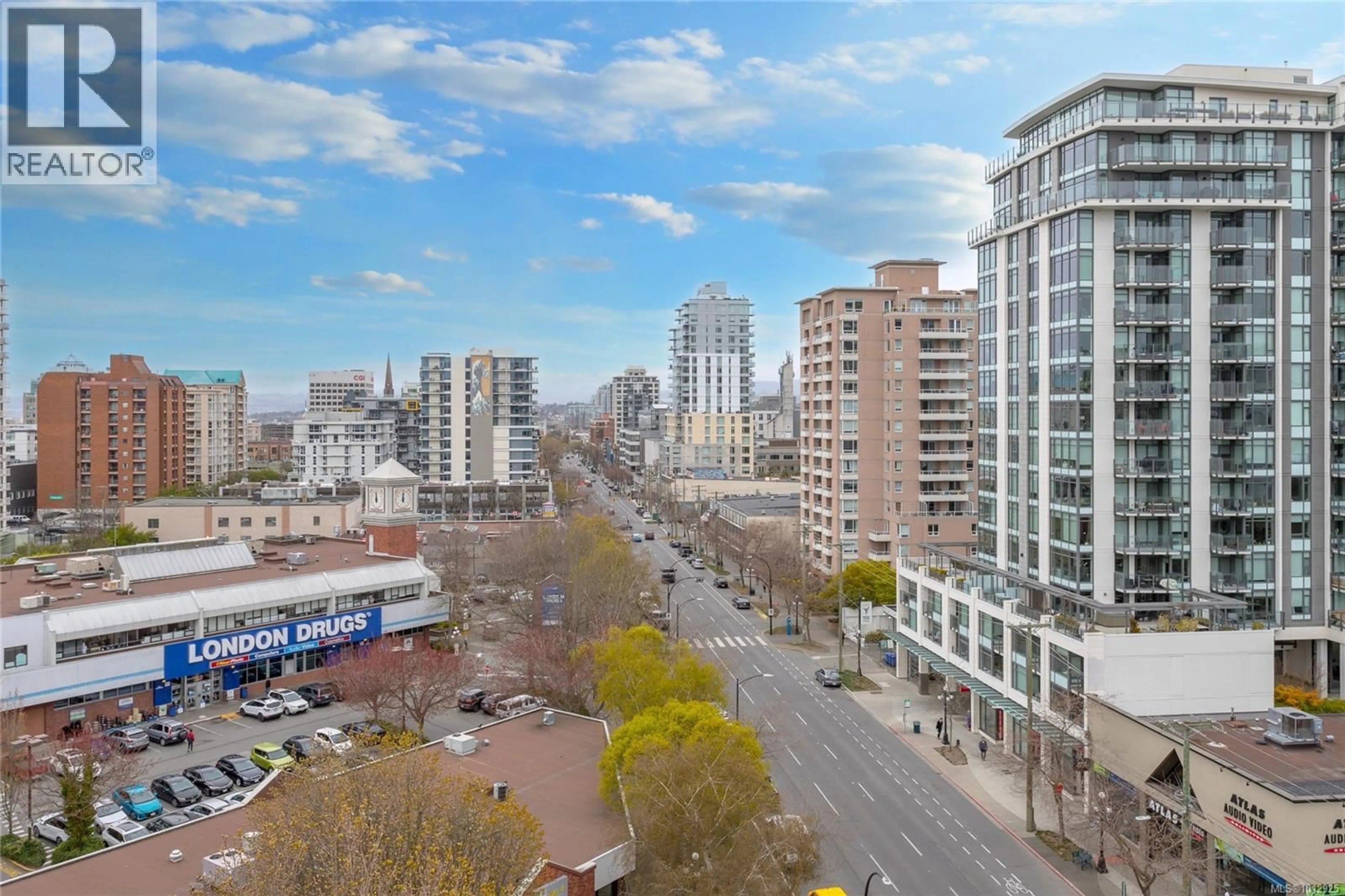 A pic from outside/outdoor area/front of a property/back of a property/a pic from drone, city buildings view from balcony for 1102 - 1010 VIEW STREET, Victoria British Columbia V8V4Y3