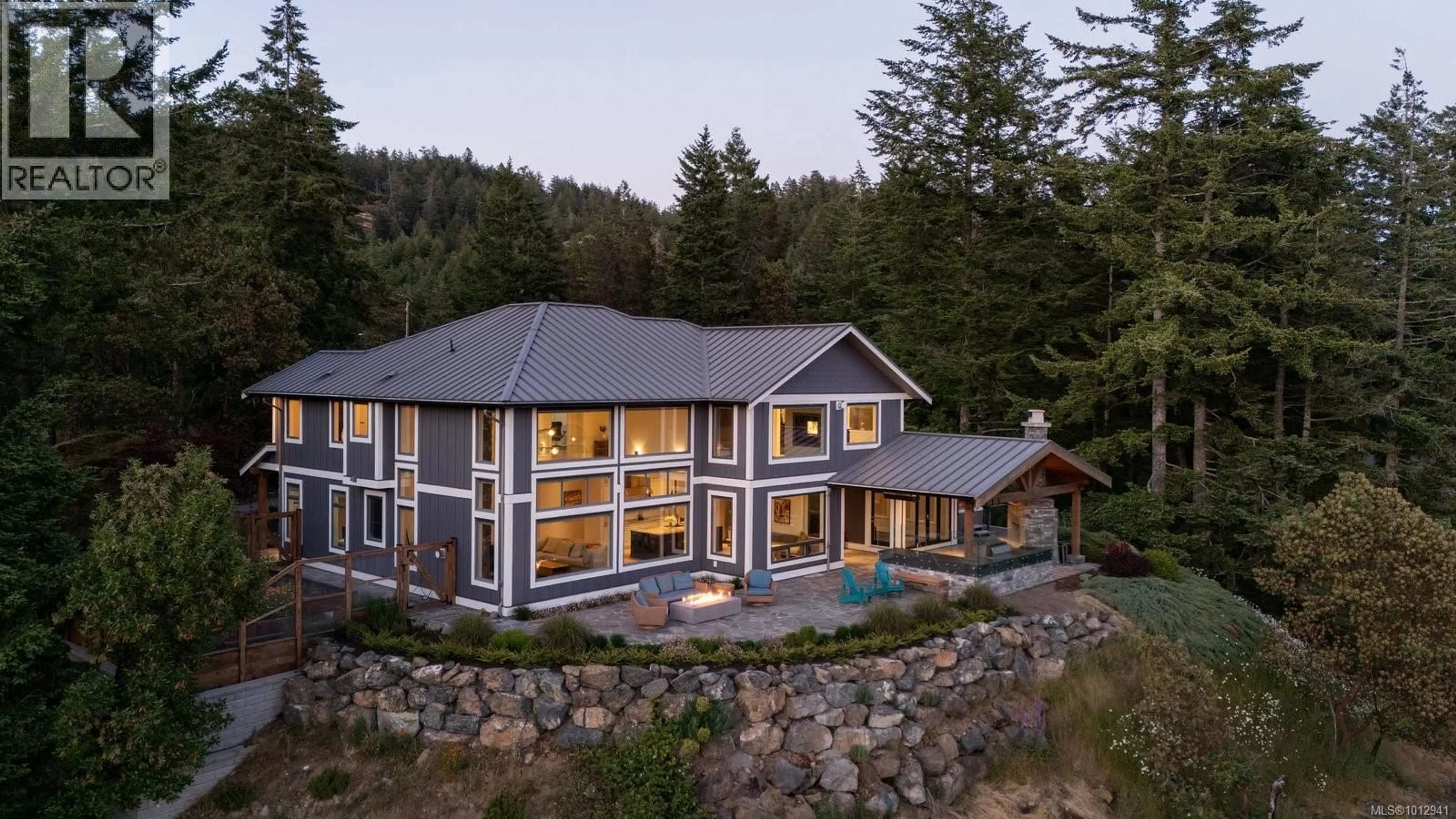 Home with vinyl exterior material, water/lake/river/ocean view for 5335 BASINVIEW HEIGHTS, Sooke British Columbia V9Z1K4