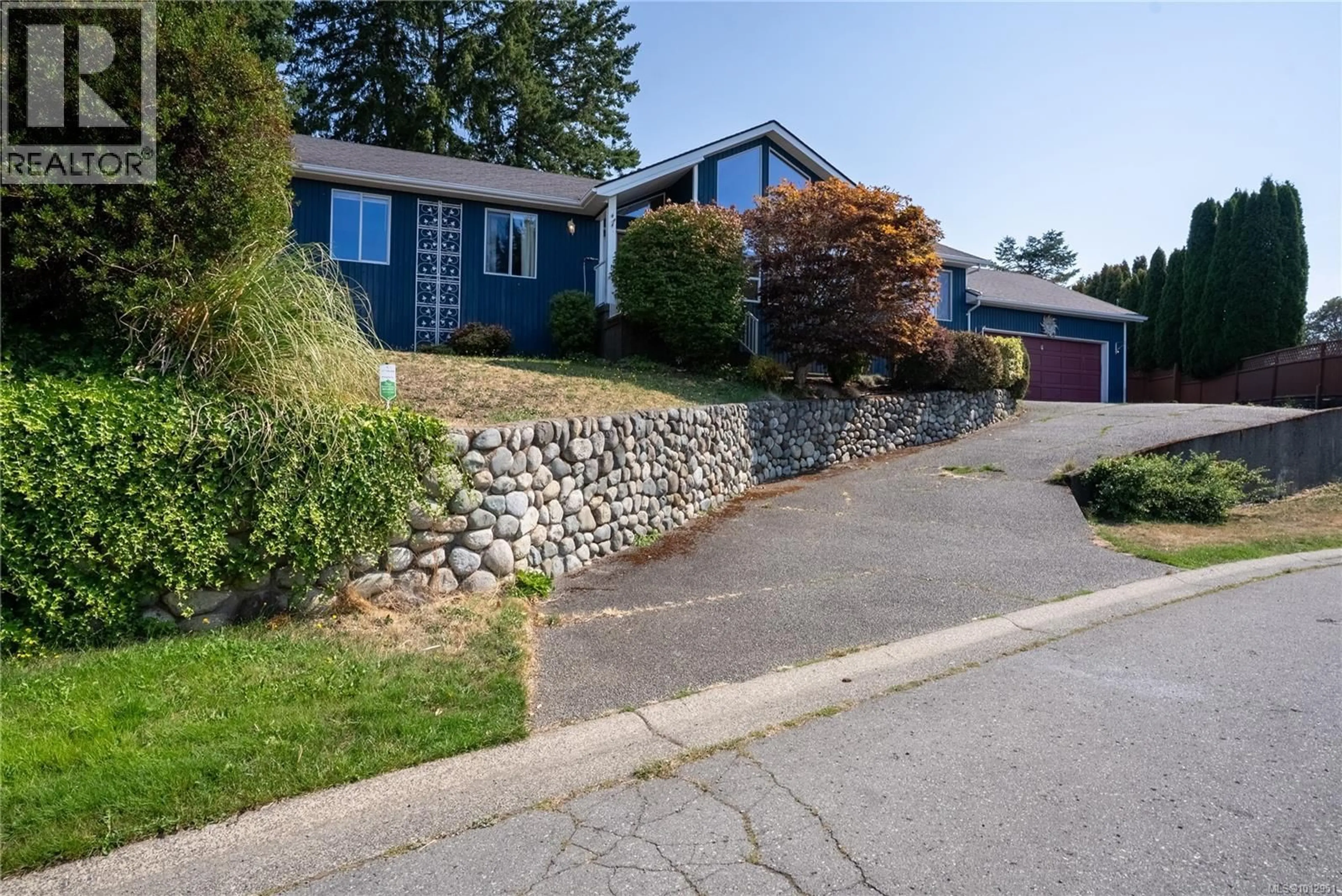 Home with brick exterior material, street for 6108 WHITNEY PLACE, Duncan British Columbia V9L5N3