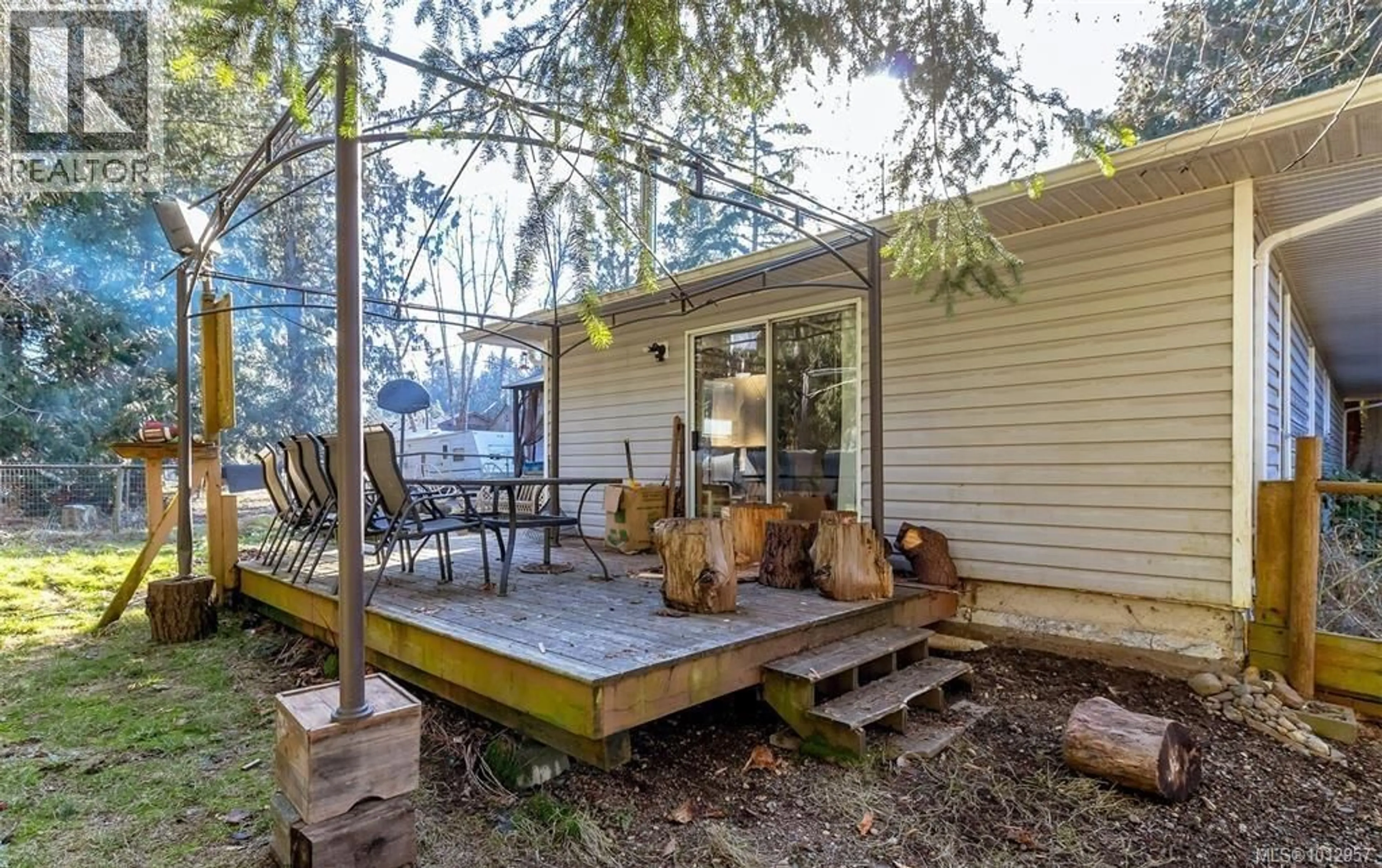 Patio, unknown for 4547 CALLOW ROAD, Bowser British Columbia V0R1G0