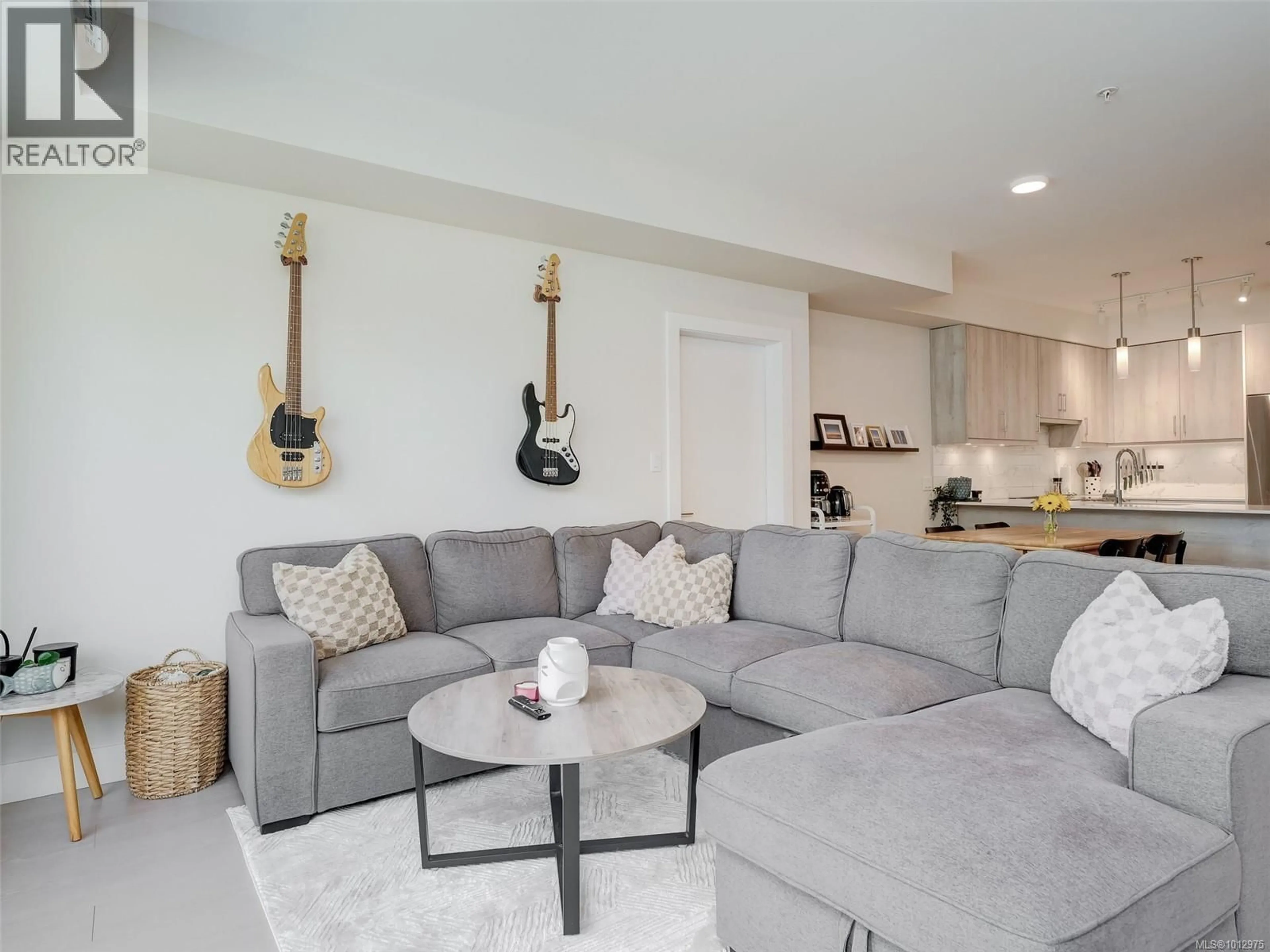 Living room with furniture, unknown for 306 - 1450 GLENTANA ROAD, View Royal British Columbia V9A0H6