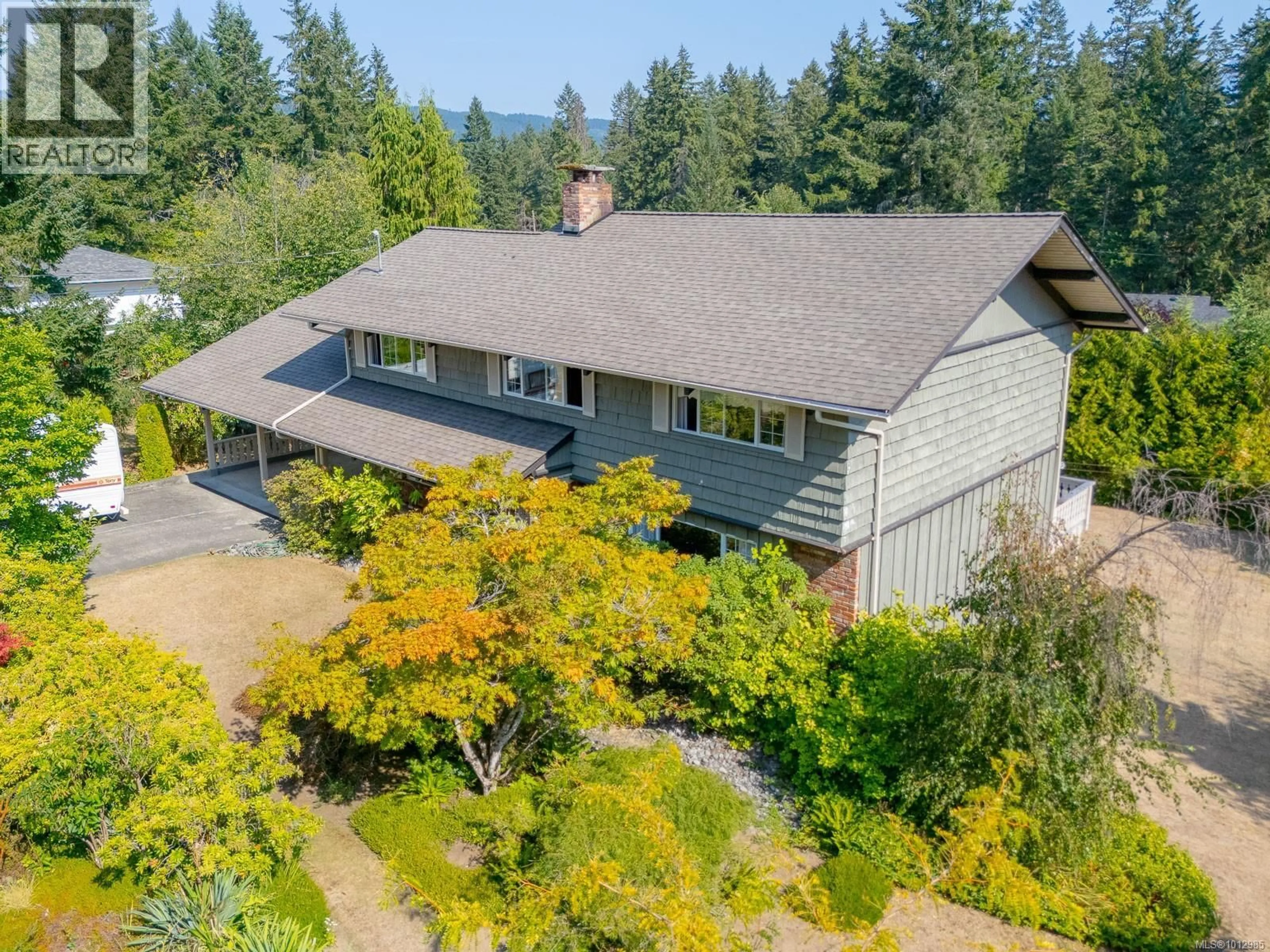 A pic from outside/outdoor area/front of a property/back of a property/a pic from drone, unknown for 4343 WELLINGTON AVENUE, Port Alberni British Columbia V9Y7L4
