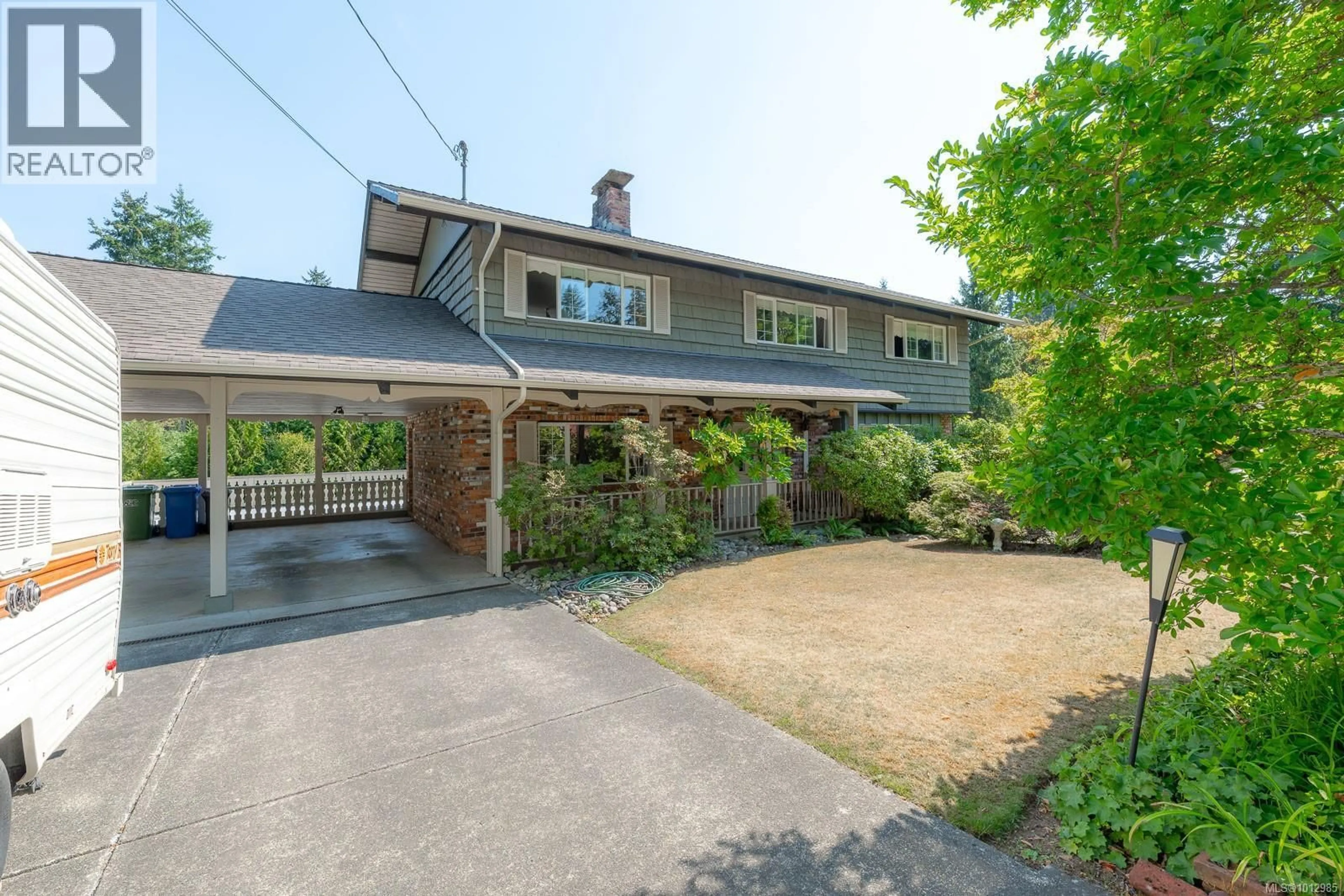 A pic from outside/outdoor area/front of a property/back of a property/a pic from drone, street for 4343 WELLINGTON AVENUE, Port Alberni British Columbia V9Y7L4