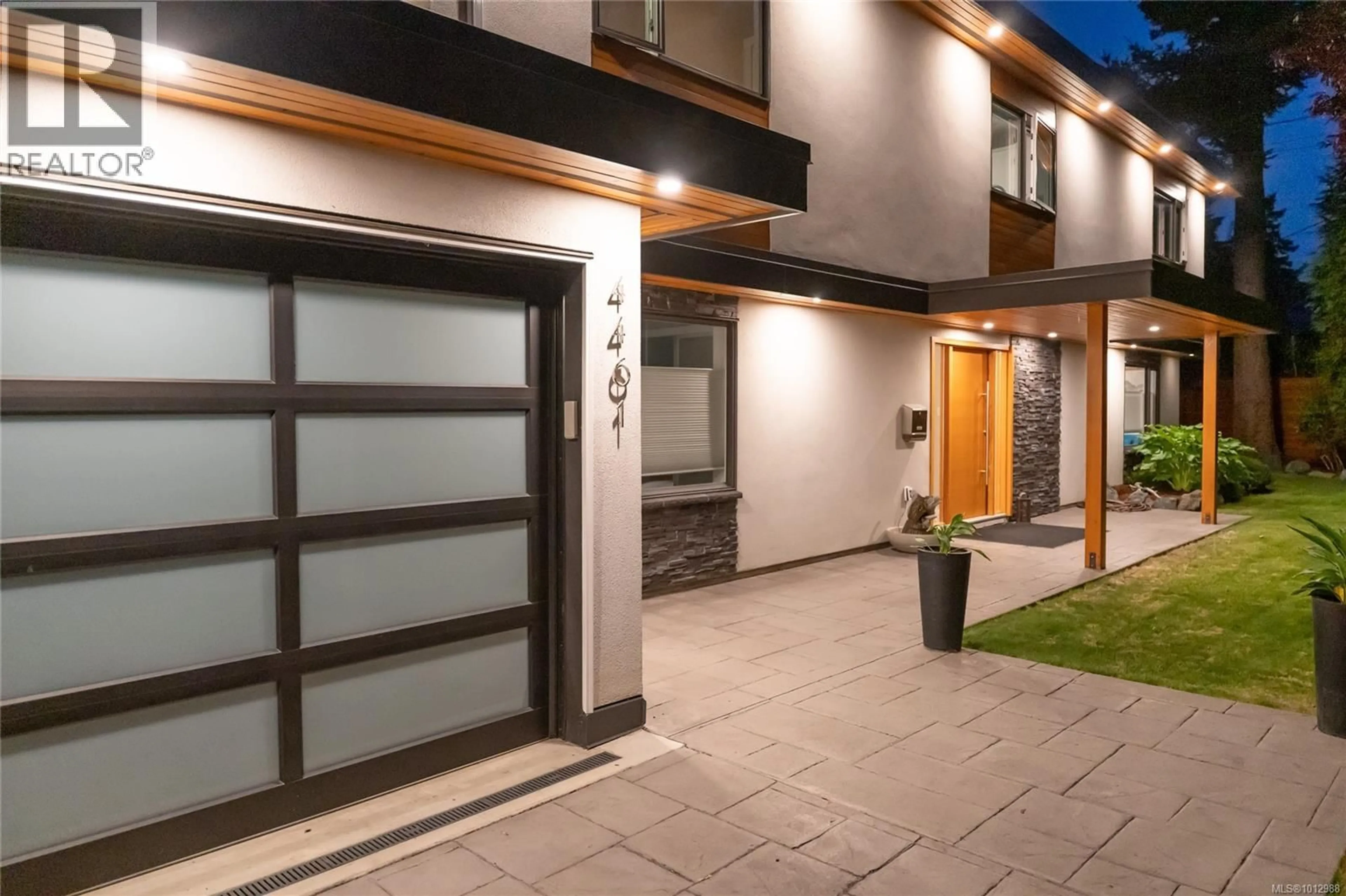 Unknown for 4461 ARSENS PLACE, Saanich British Columbia V8N3T7