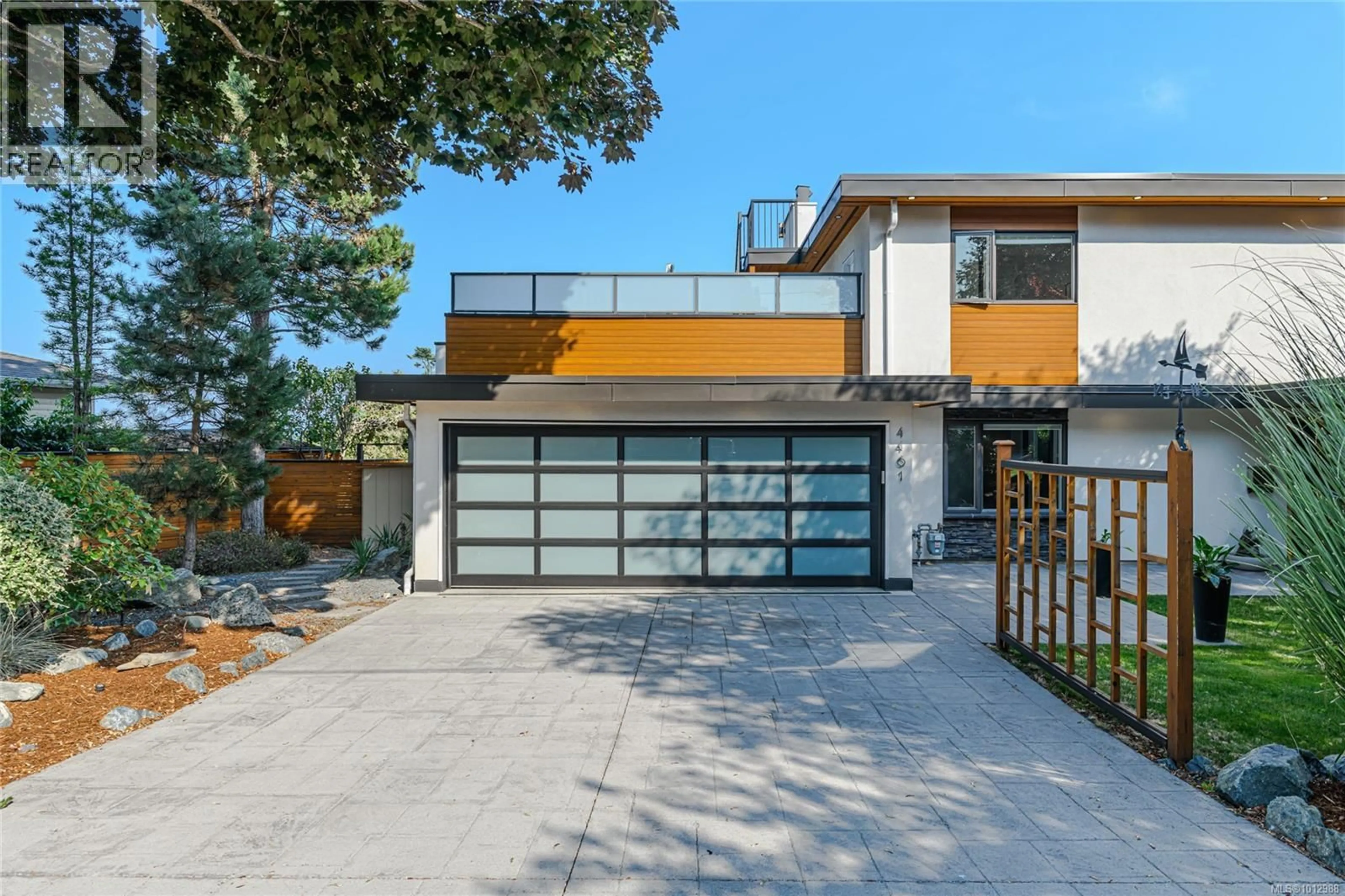 Home with brick exterior material, street for 4461 ARSENS PLACE, Saanich British Columbia V8N3T7