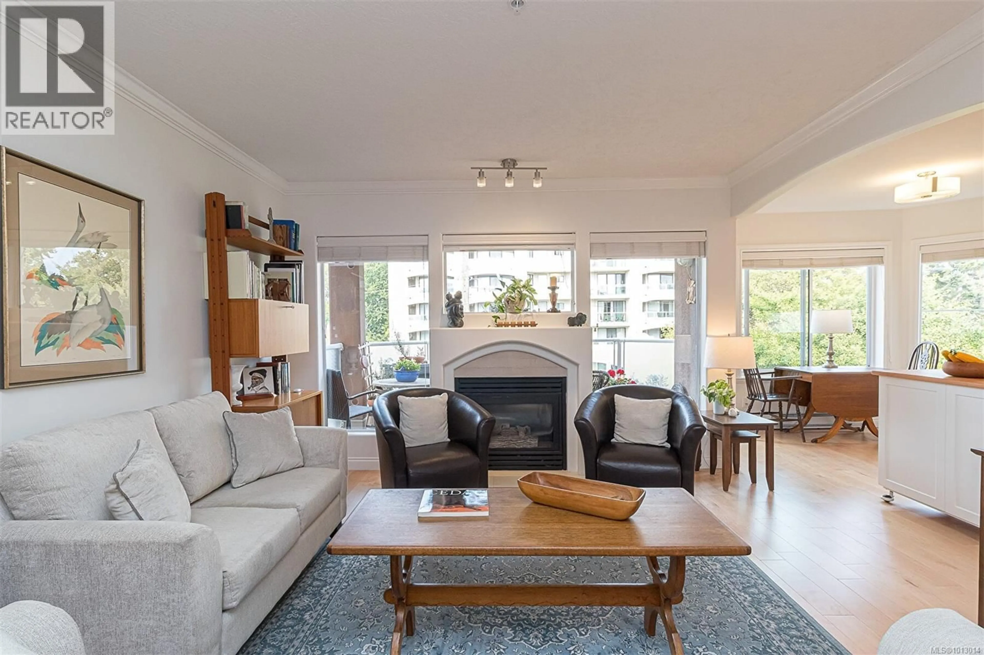 Living room with furniture, unknown for 301 - 405 QUEBEC STREET, Victoria British Columbia V8V1W6