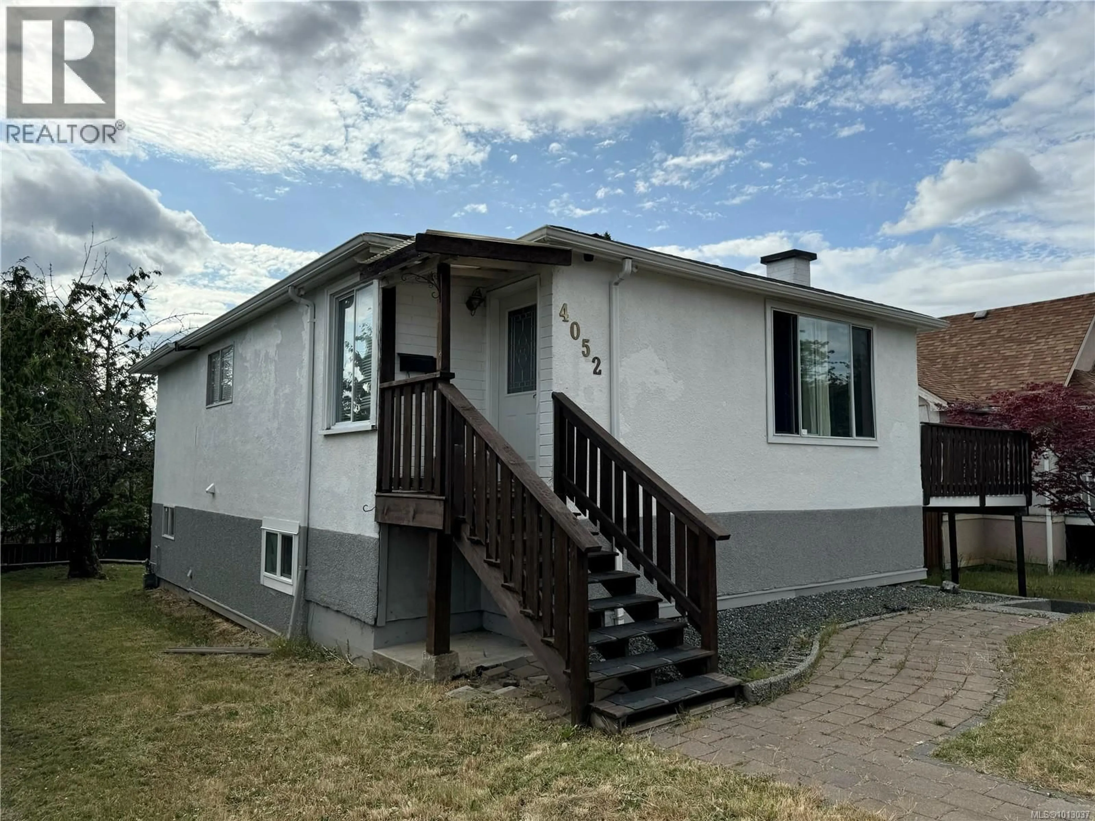 Home with vinyl exterior material, building for 4052 9TH AVENUE, Port Alberni British Columbia V9Y4V2