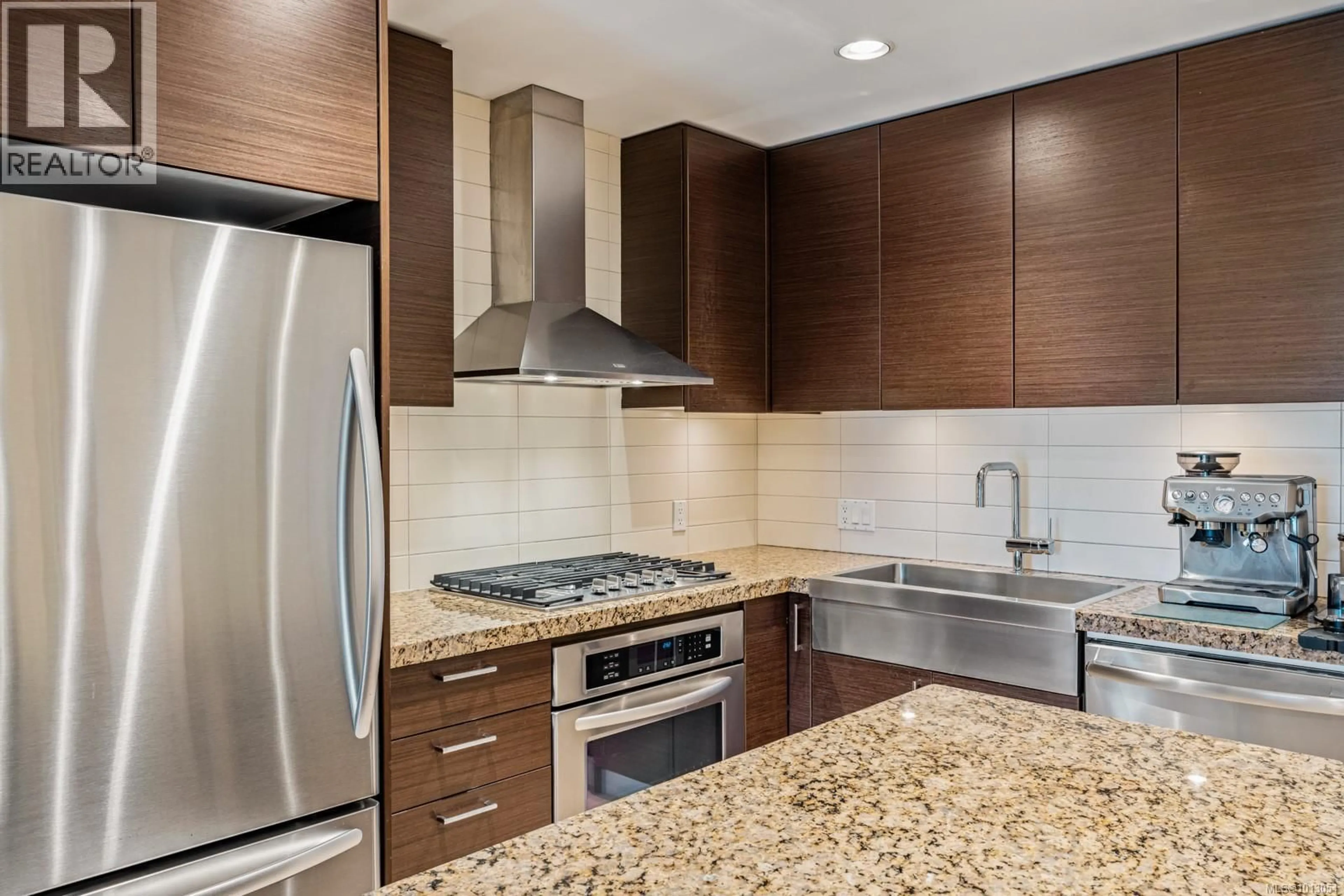 Standard kitchen, ceramic/tile floor for 610 - 1400 LYNBURNE PLACE, Langford British Columbia V9B0A4