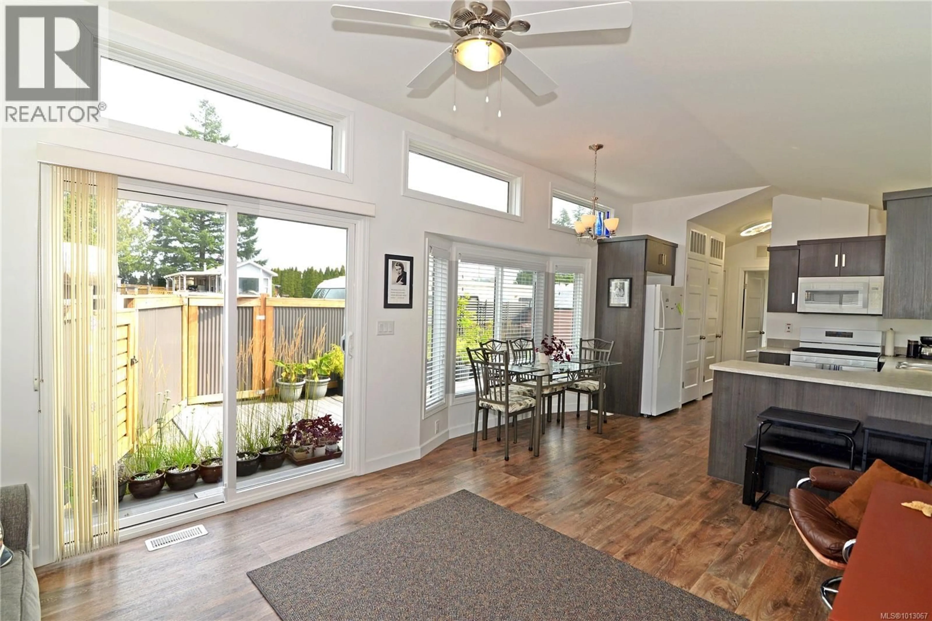Open concept kitchen, unknown for 51 - 2133 HENDERSON LAKE WAY, Nanaimo British Columbia V9R6X7