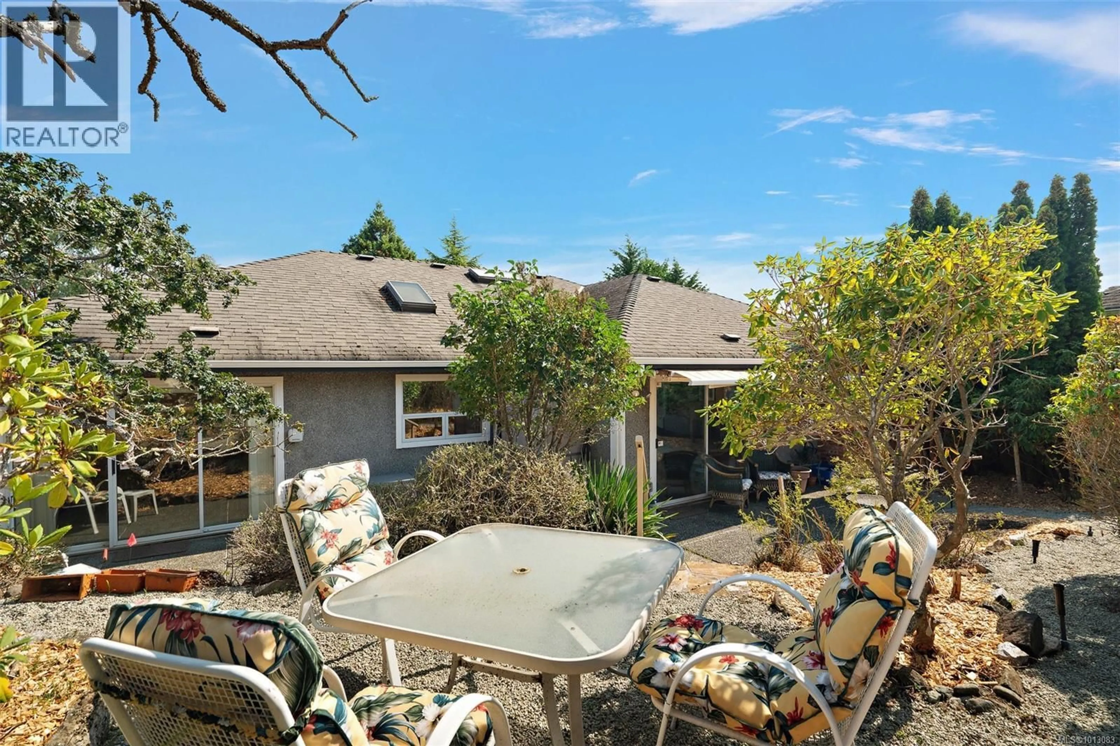 Patio, unknown for 766 RICHMOND AVENUE, Victoria British Columbia V8S3Z1