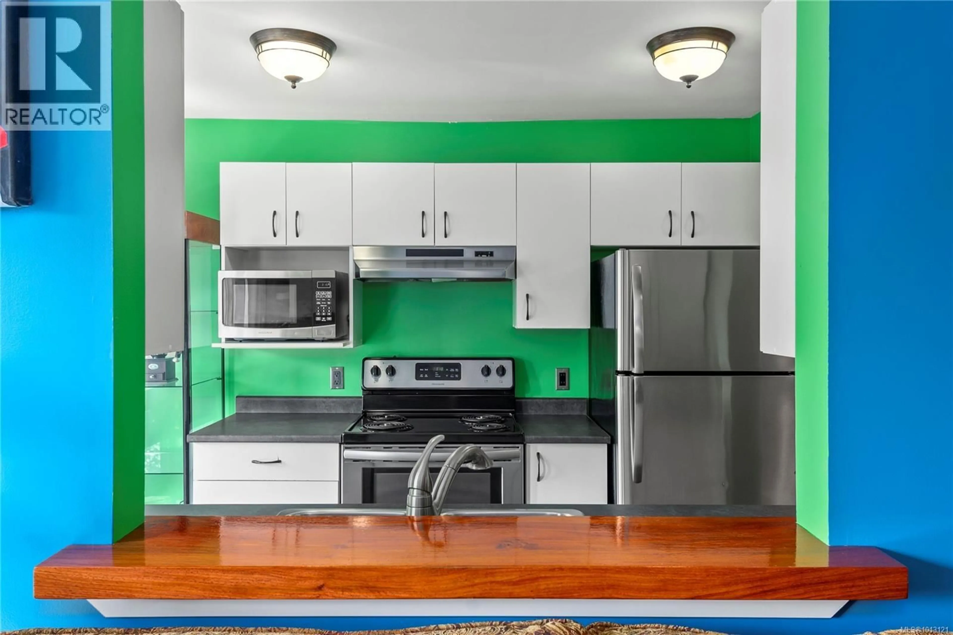 Standard kitchen, unknown for 309C - 698 ASPEN ROAD, Comox British Columbia V9M3S9