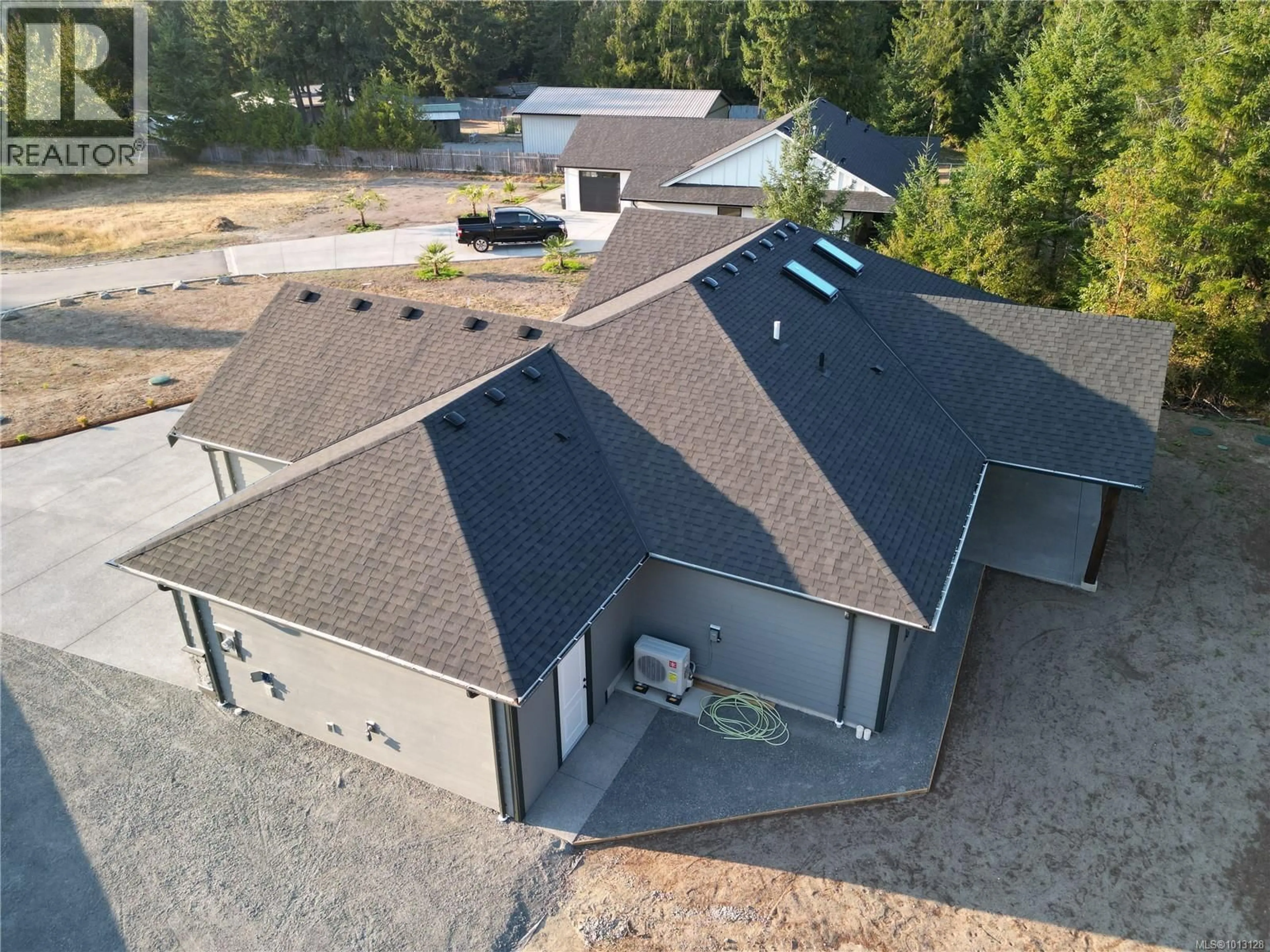 A pic from outside/outdoor area/front of a property/back of a property/a pic from drone, building for 1940 WOOBANK ROAD, Nanaimo British Columbia V9X1G9