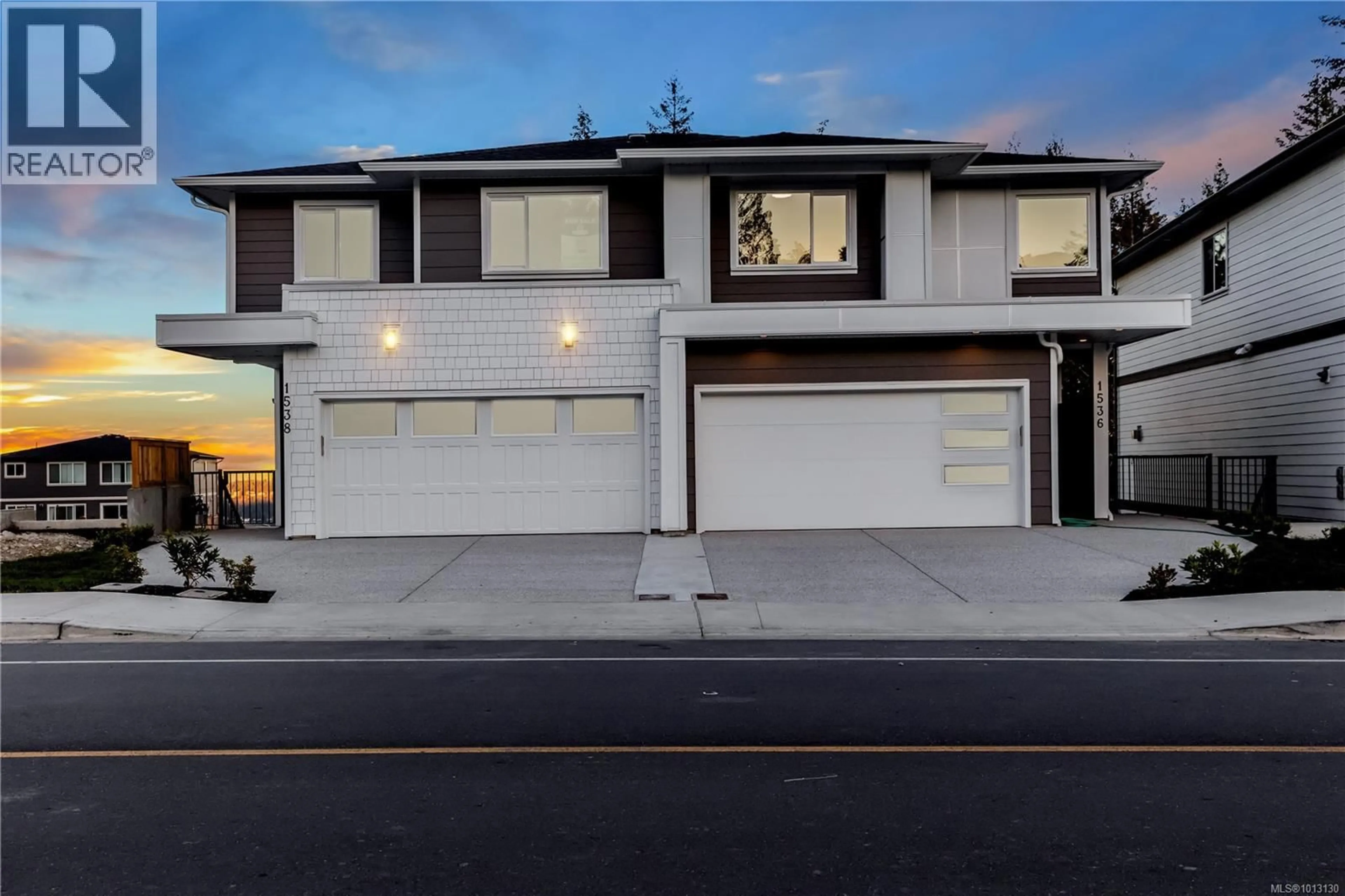 Home with vinyl exterior material, street for 1538 MARBLE PLACE, Langford British Columbia V9B7A2