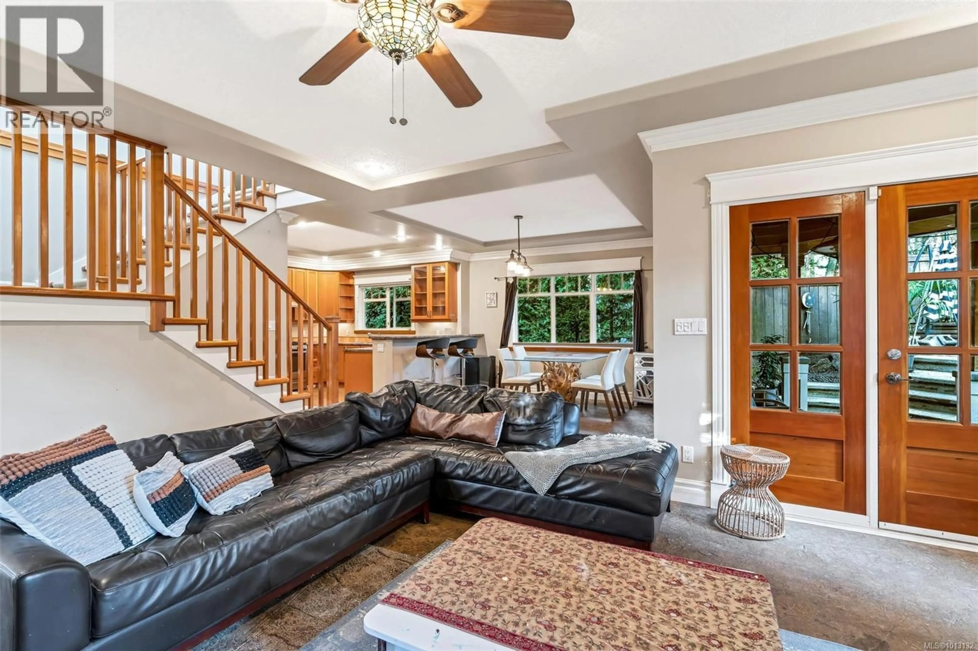 Living room with furniture, unknown for 411 CONWAY ROAD, Saanich British Columbia V9E2B9