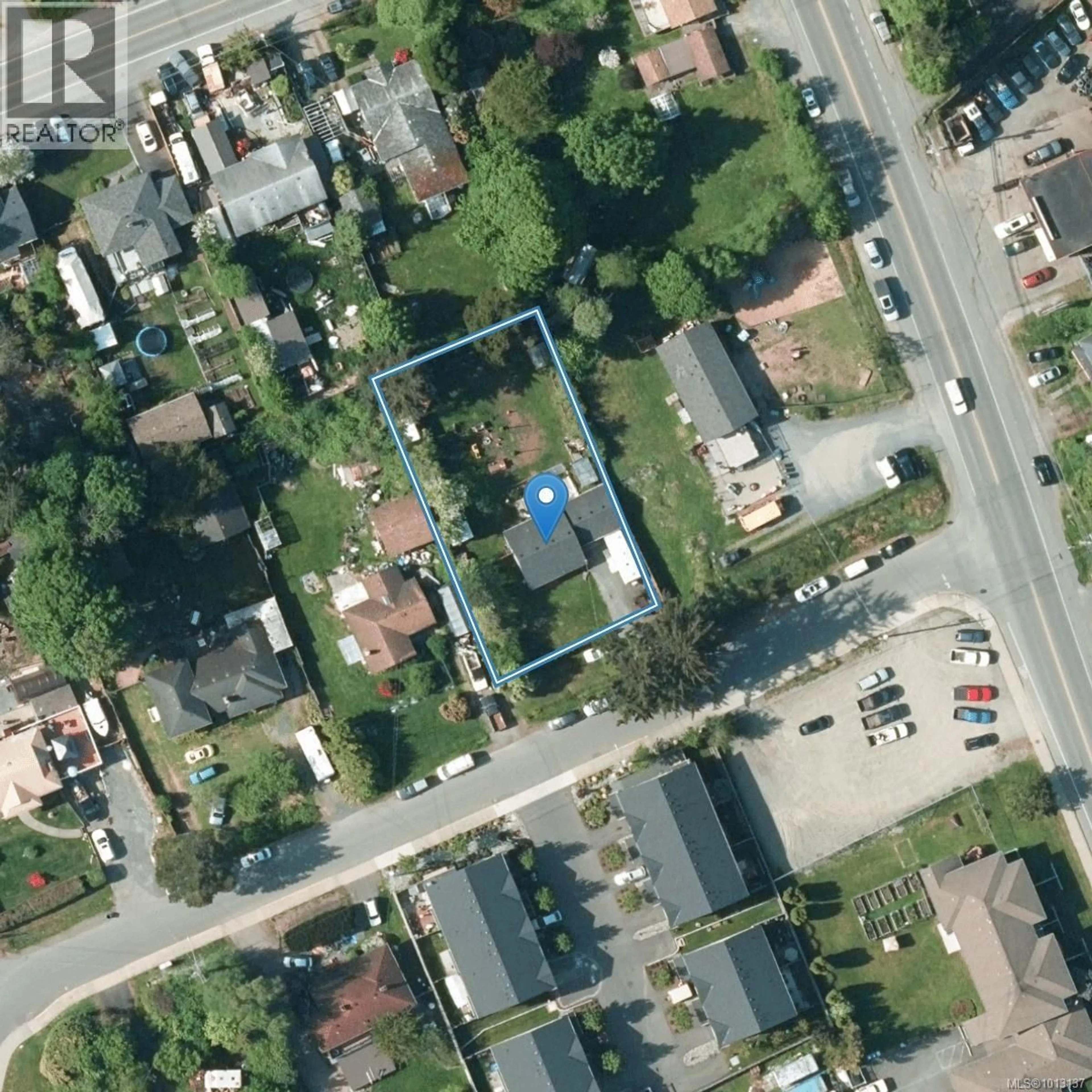 A pic from outside/outdoor area/front of a property/back of a property/a pic from drone, street for 6716 AYRE ROAD, Sooke British Columbia V9Z0H1