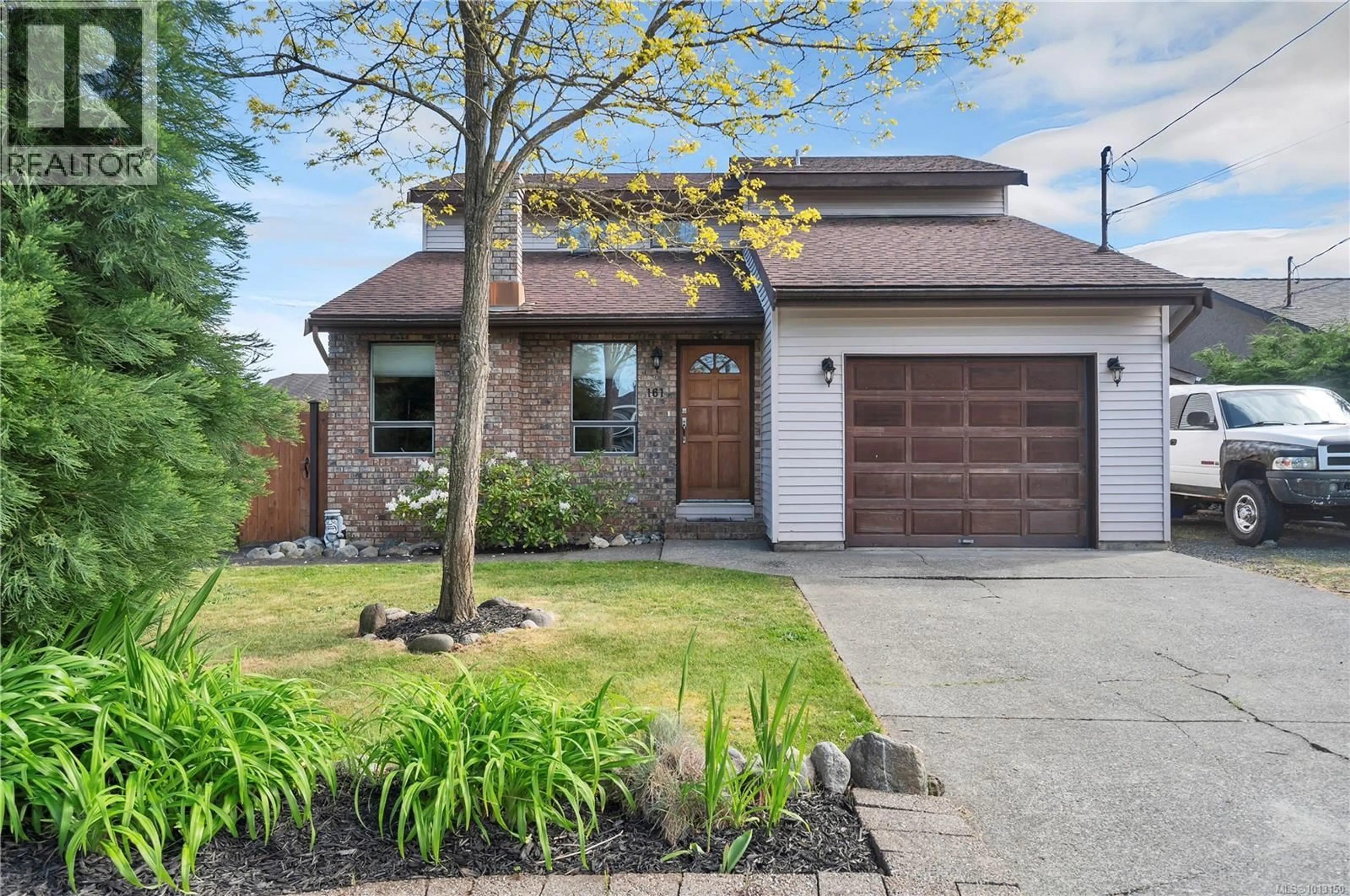 Home with brick exterior material, street for 161 UTAH DRIVE, Campbell River British Columbia V9W7B3