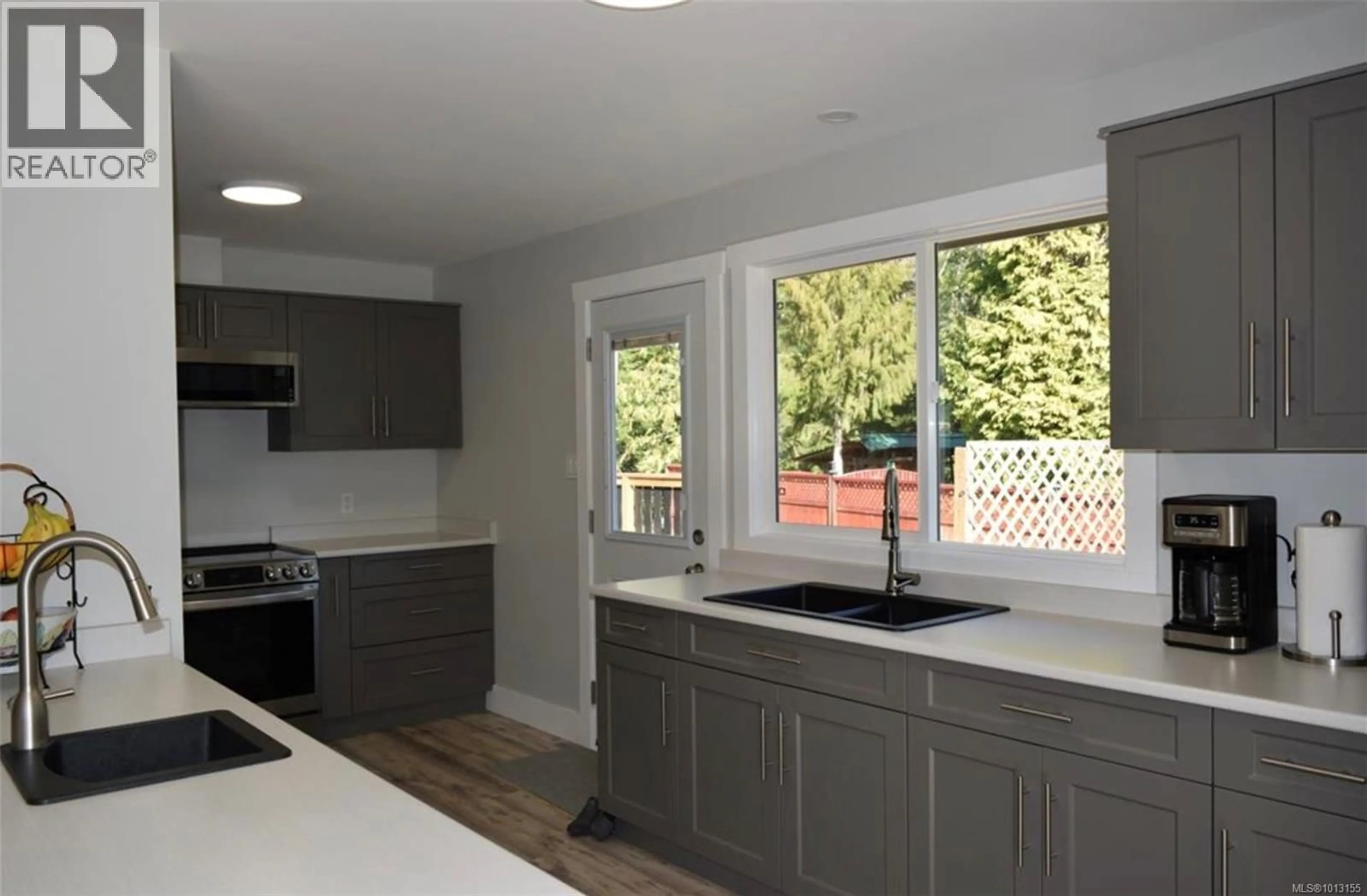 Open concept kitchen, unknown for 630 DOGWOOD DRIVE, Gold River British Columbia V0P1G0