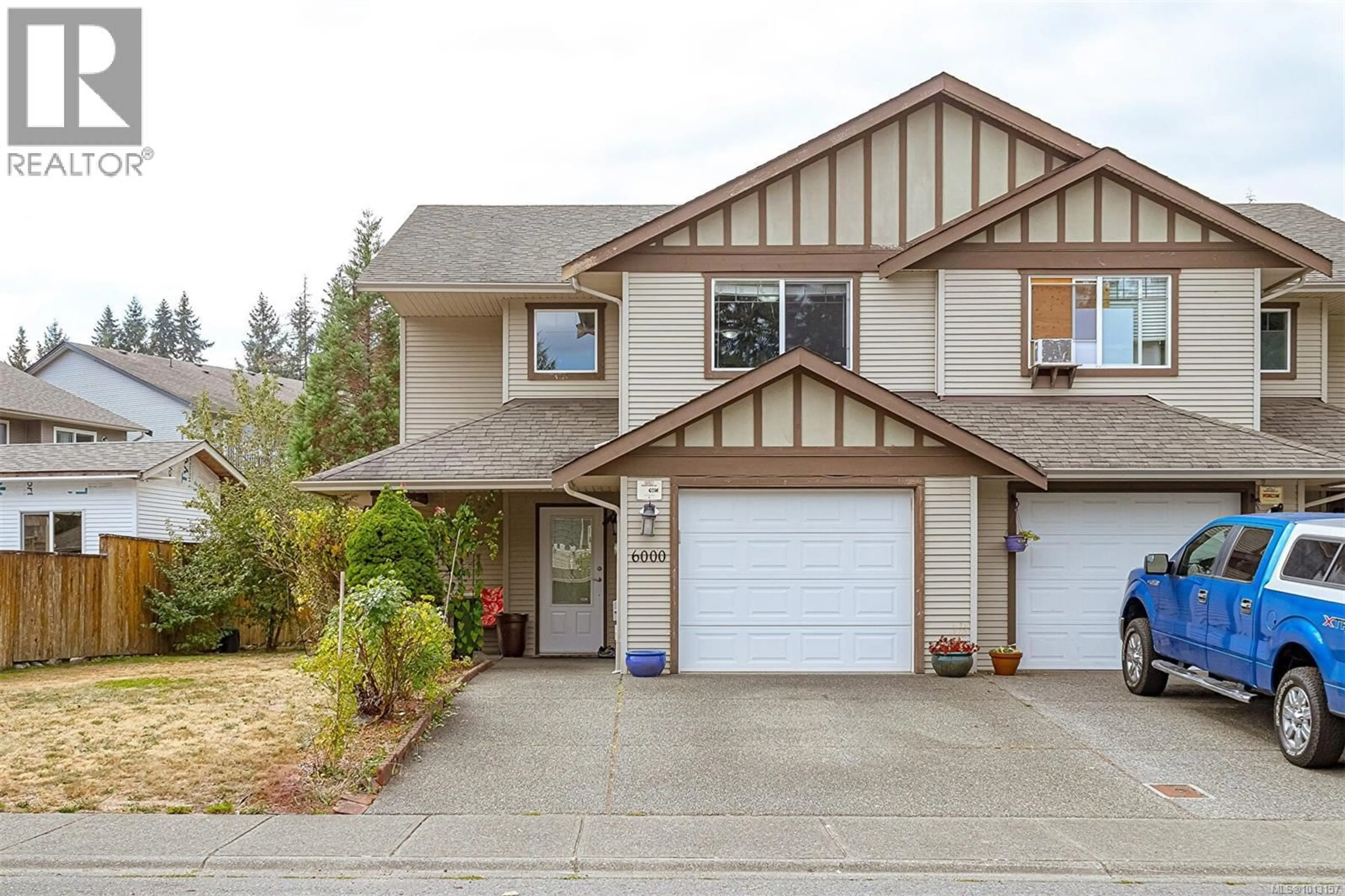 Home with vinyl exterior material, street for 6000 ROCKRIDGE ROAD, Duncan British Columbia V9L6X3