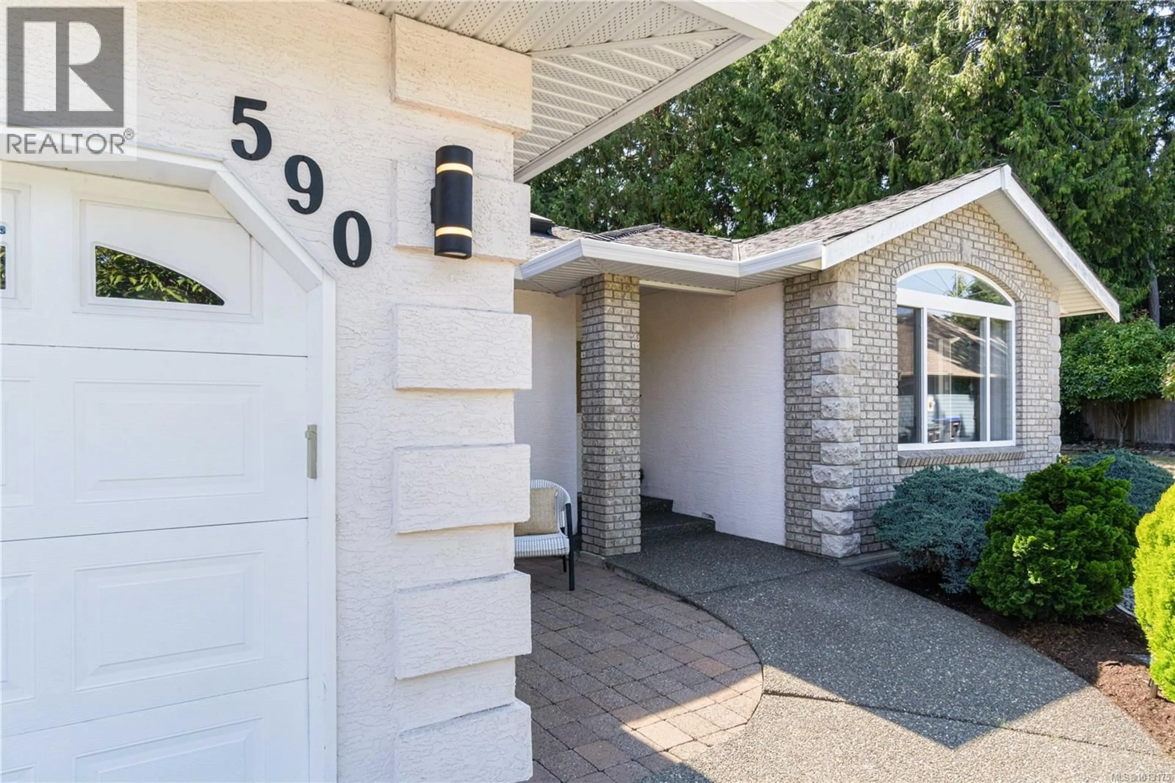 Unknown for 590 HAZELWOOD PLACE, Qualicum Beach British Columbia V9K1A1