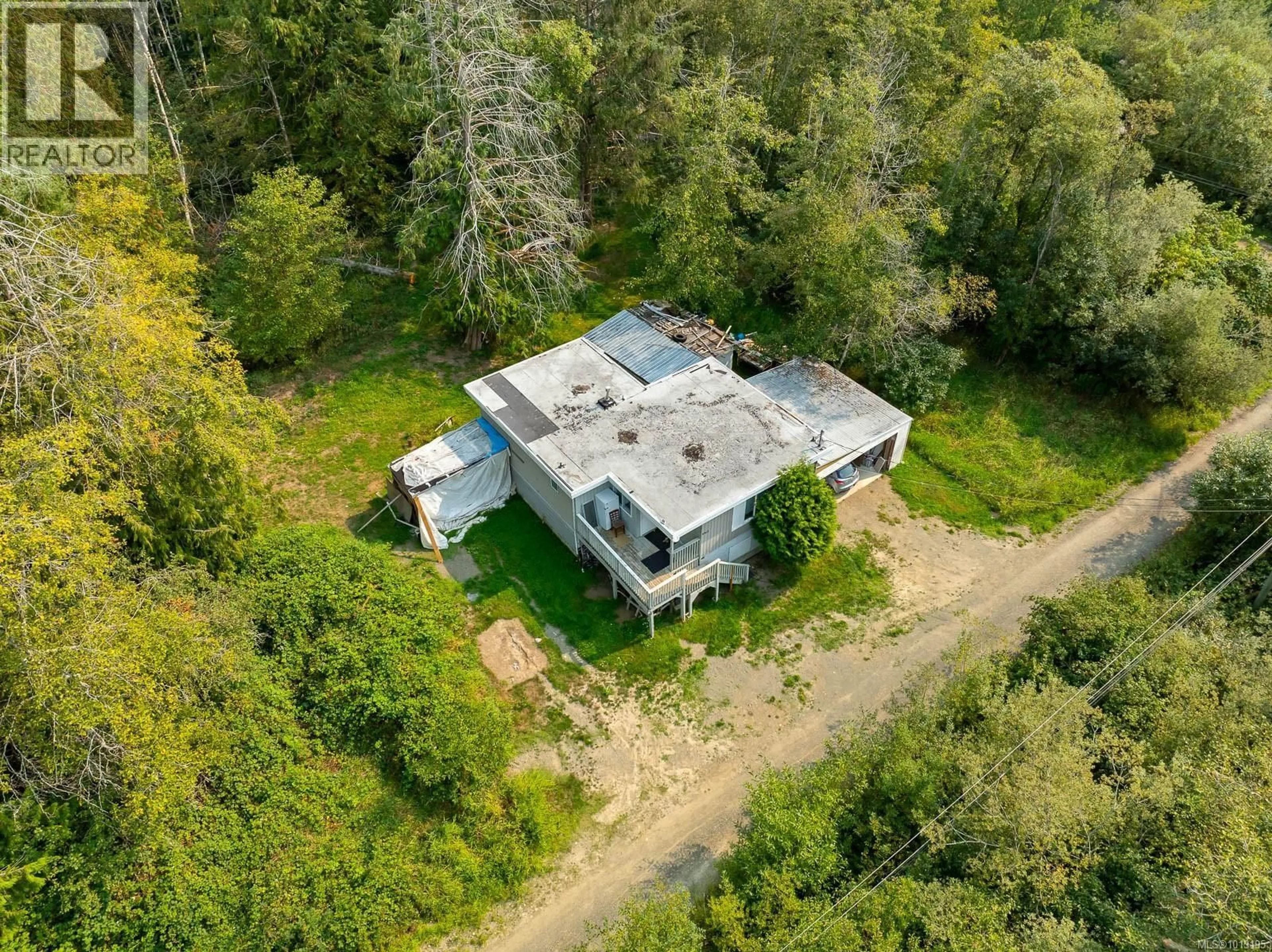 A pic from outside/outdoor area/front of a property/back of a property/a pic from drone, unknown for 2180 SCHULZ ROAD, Black Creek British Columbia V9J1K5