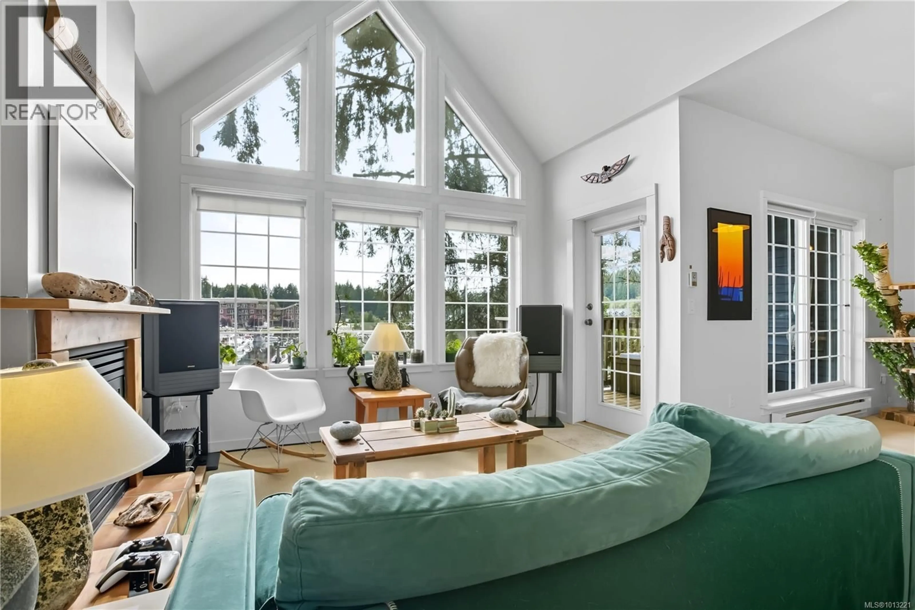 Living room with furniture, unknown for 1003 - 1971 HARBOUR CRESCENT, Ucluelet British Columbia V0R3A0
