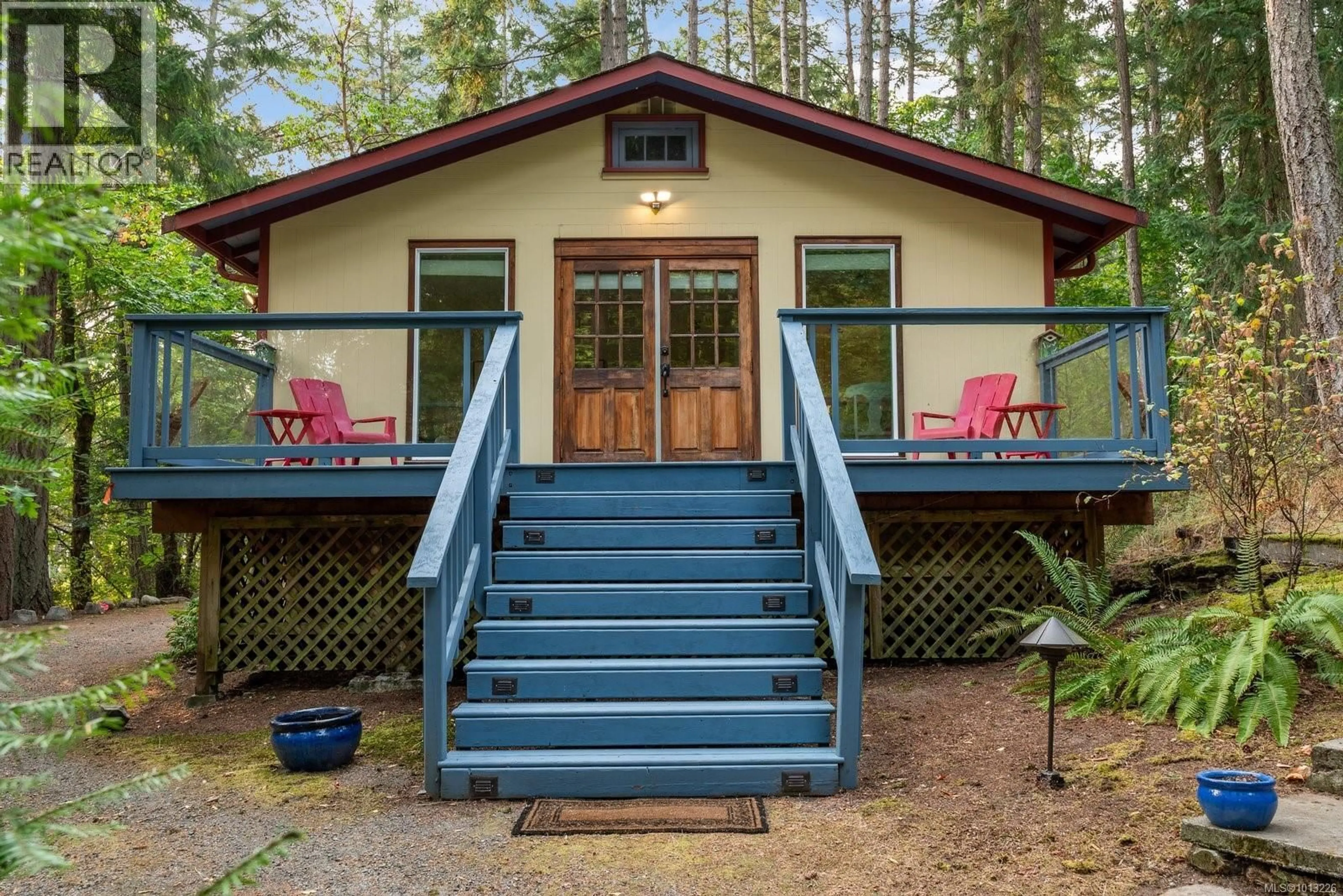Patio, unknown for 99 CAPTAIN MORGANS BOULEVARD, Protection Island British Columbia V9R6R1