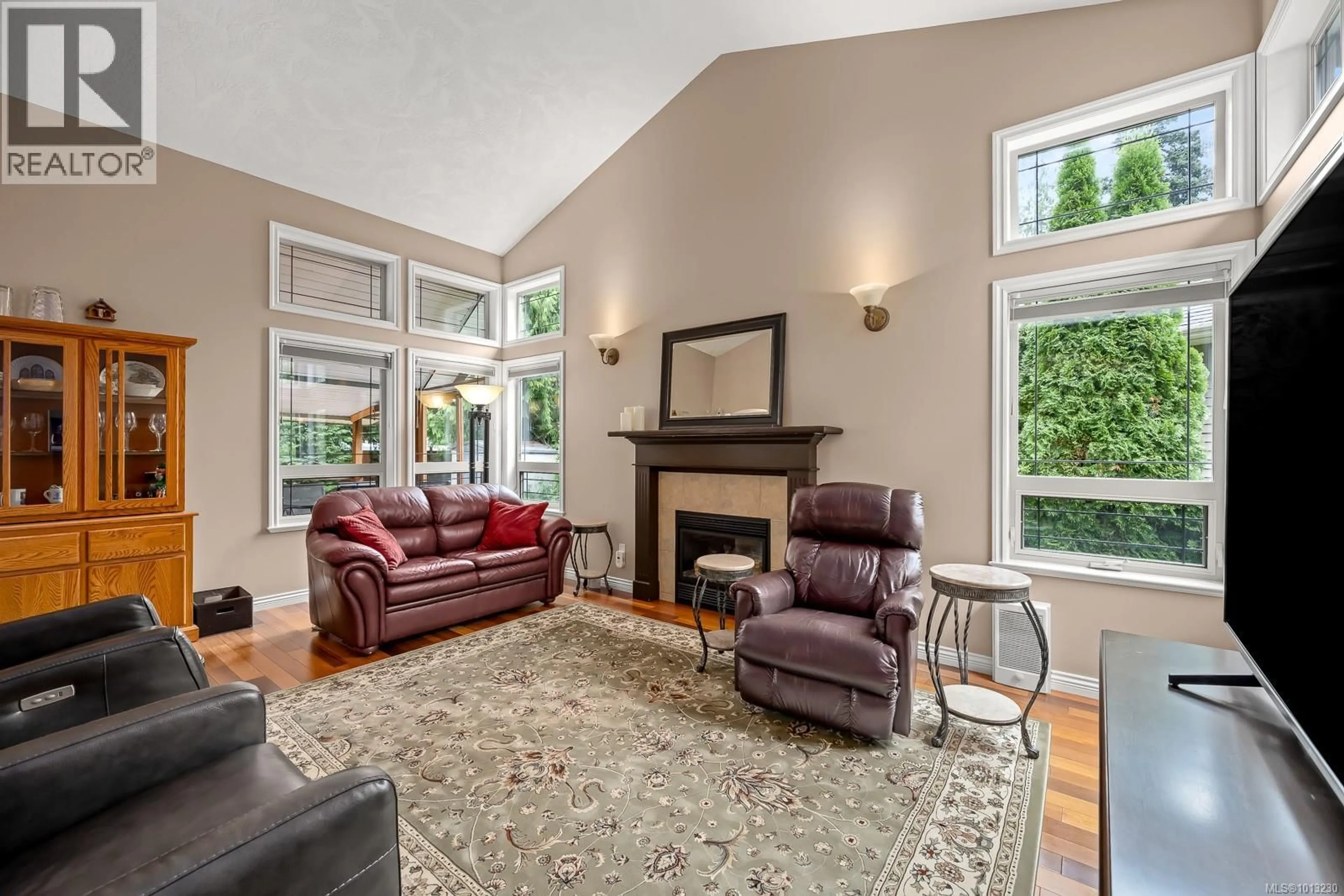 Living room with furniture, unknown for 2467 WALBRAN PLACE, Courtenay British Columbia V9N9W9