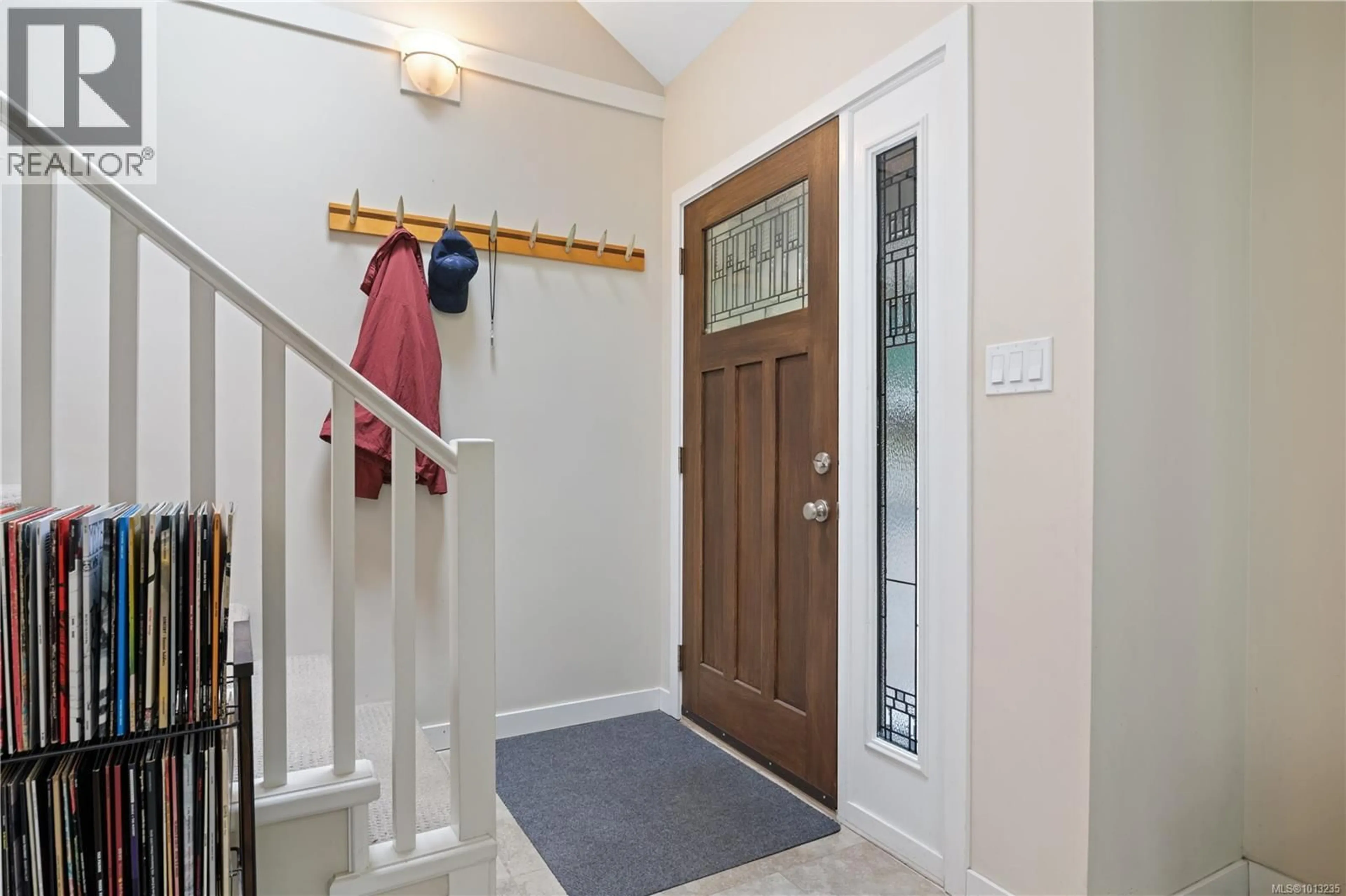 Indoor entryway for 1765 SHAWNIGAN LAKE ROAD, Shawnigan Lake British Columbia V0R2W2
