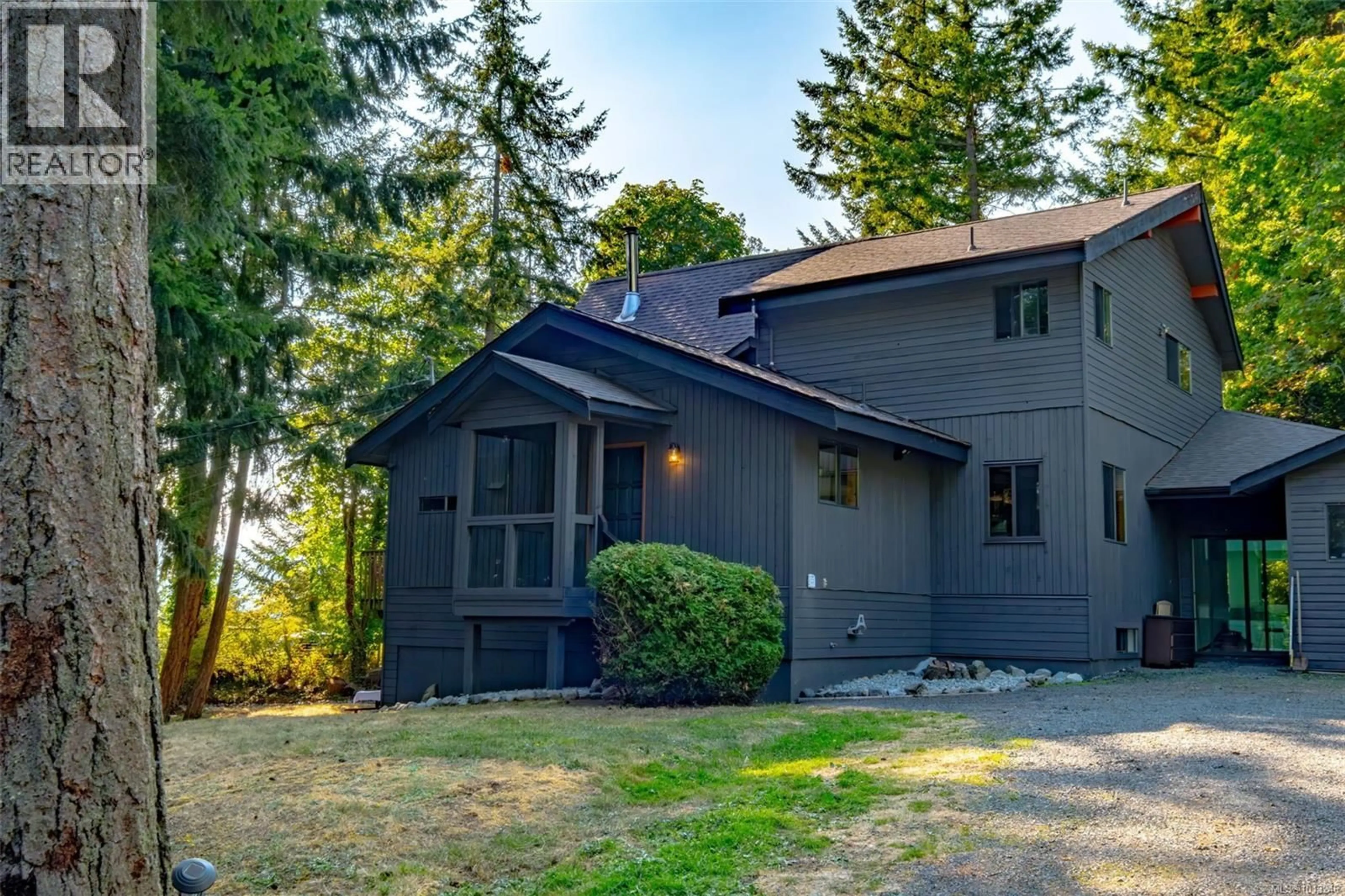 Home with vinyl exterior material, unknown for 2809 POWDER POINT ROAD, Nanoose Bay British Columbia V9P9E9