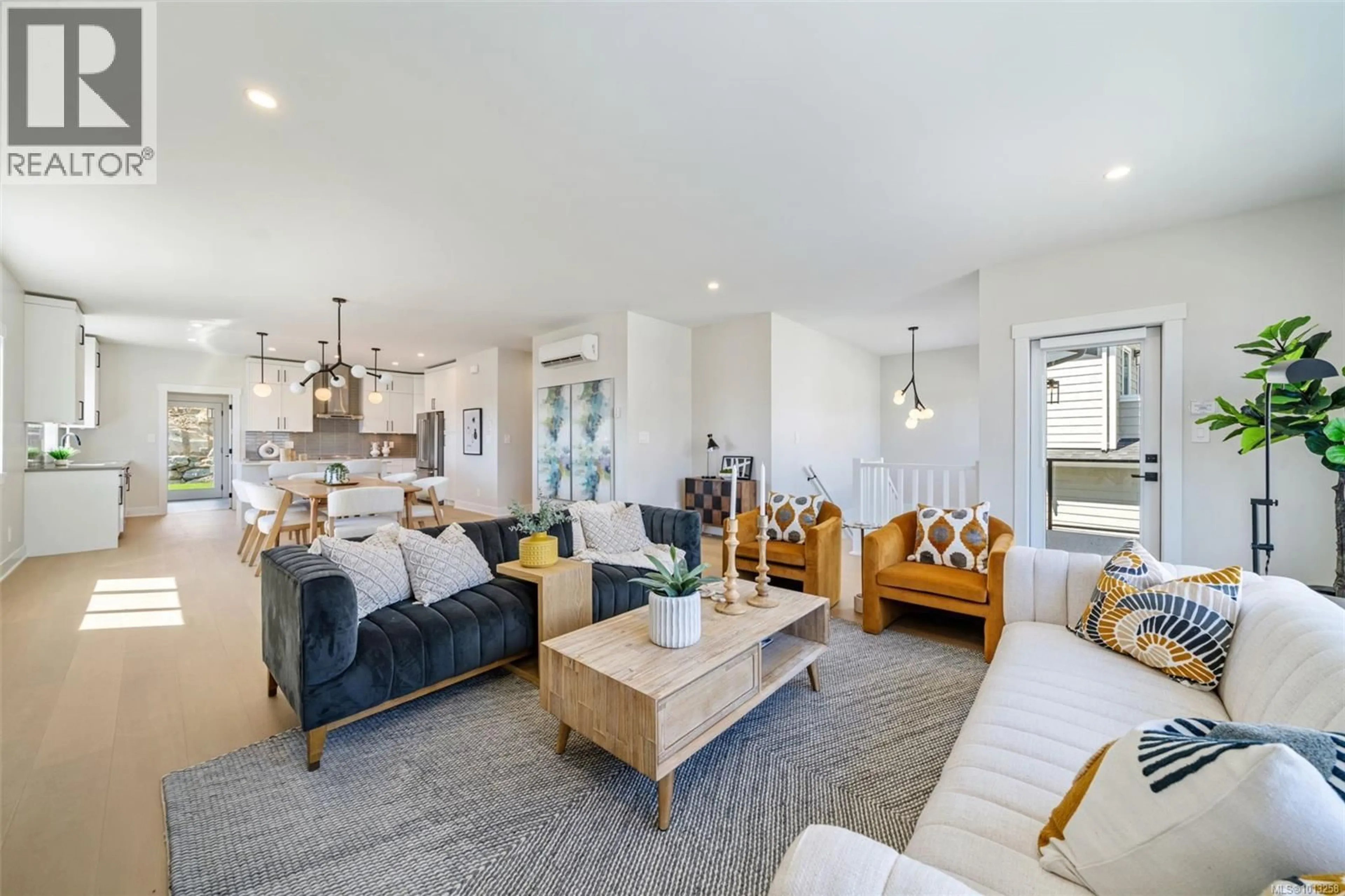 Living room with furniture, unknown for 2621 MICA PLACE, Langford British Columbia V9B5N1