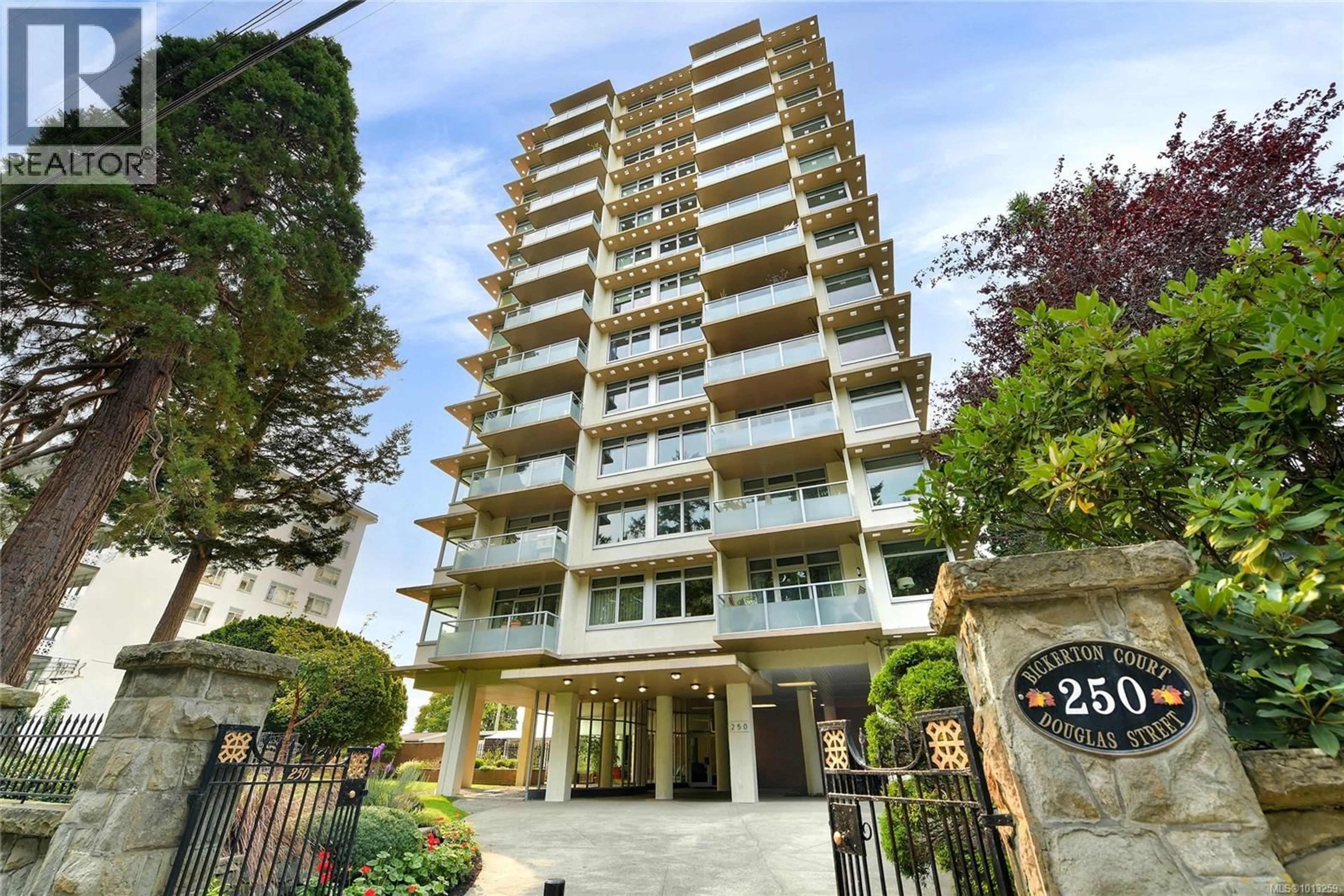 Unknown for 808 - 250 DOUGLAS STREET, Victoria British Columbia V8V2P4