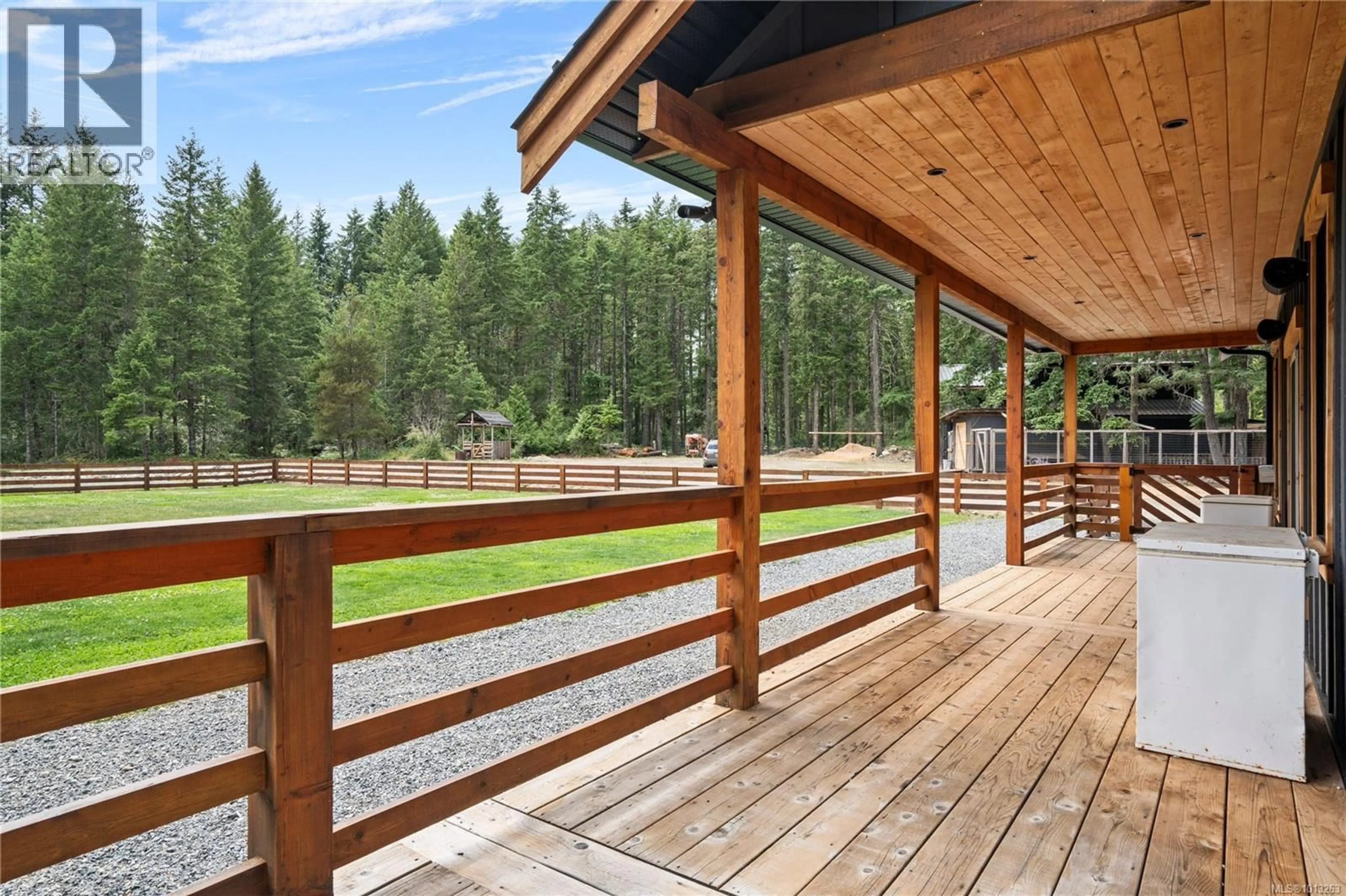 Patio, forest/trees view for 2715 NANAIMO RIVER ROAD, Nanaimo British Columbia V9X1H3