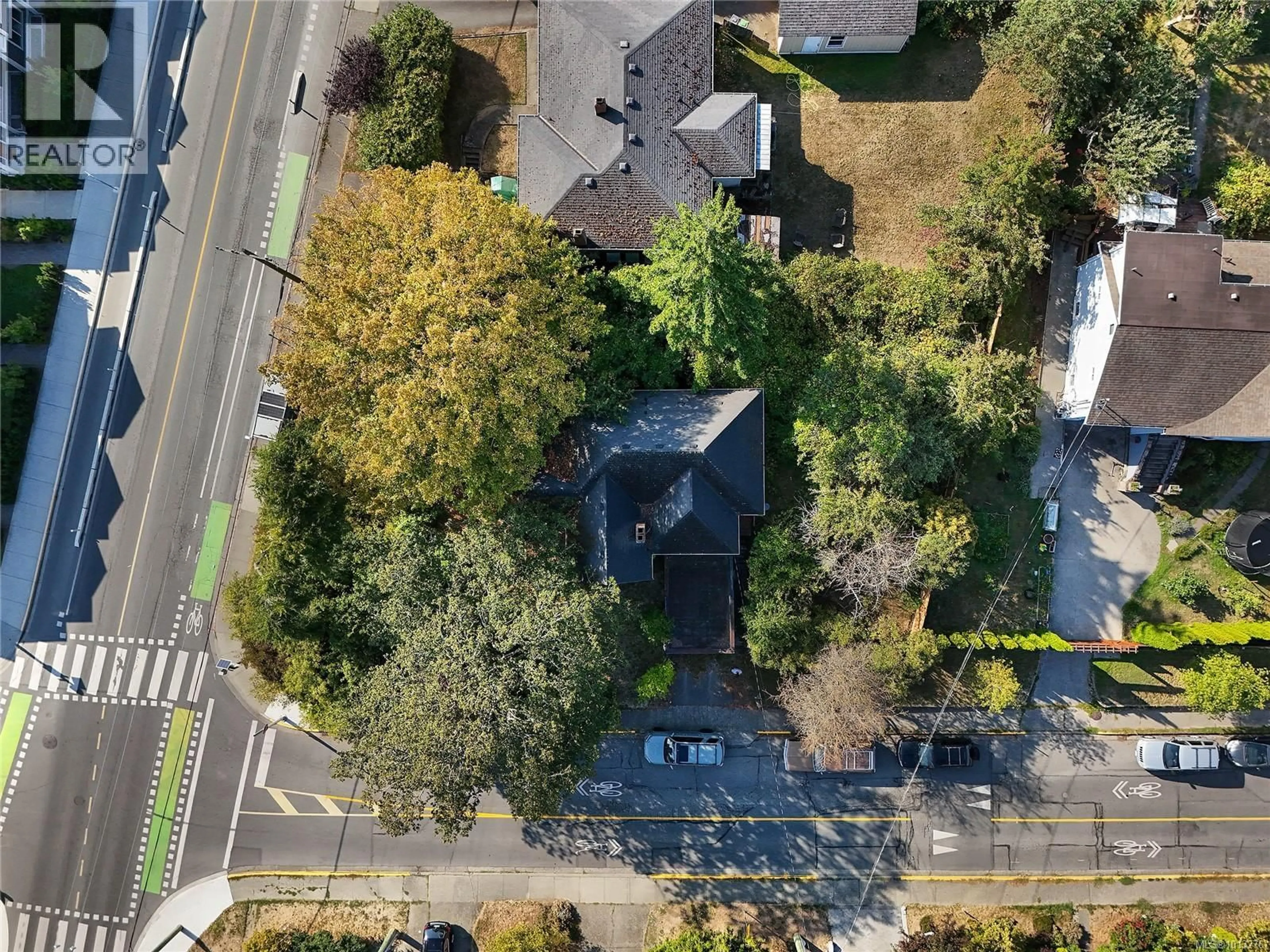 A pic from outside/outdoor area/front of a property/back of a property/a pic from drone, street for 832 LAMPSON STREET, Esquimalt British Columbia V9A6B2