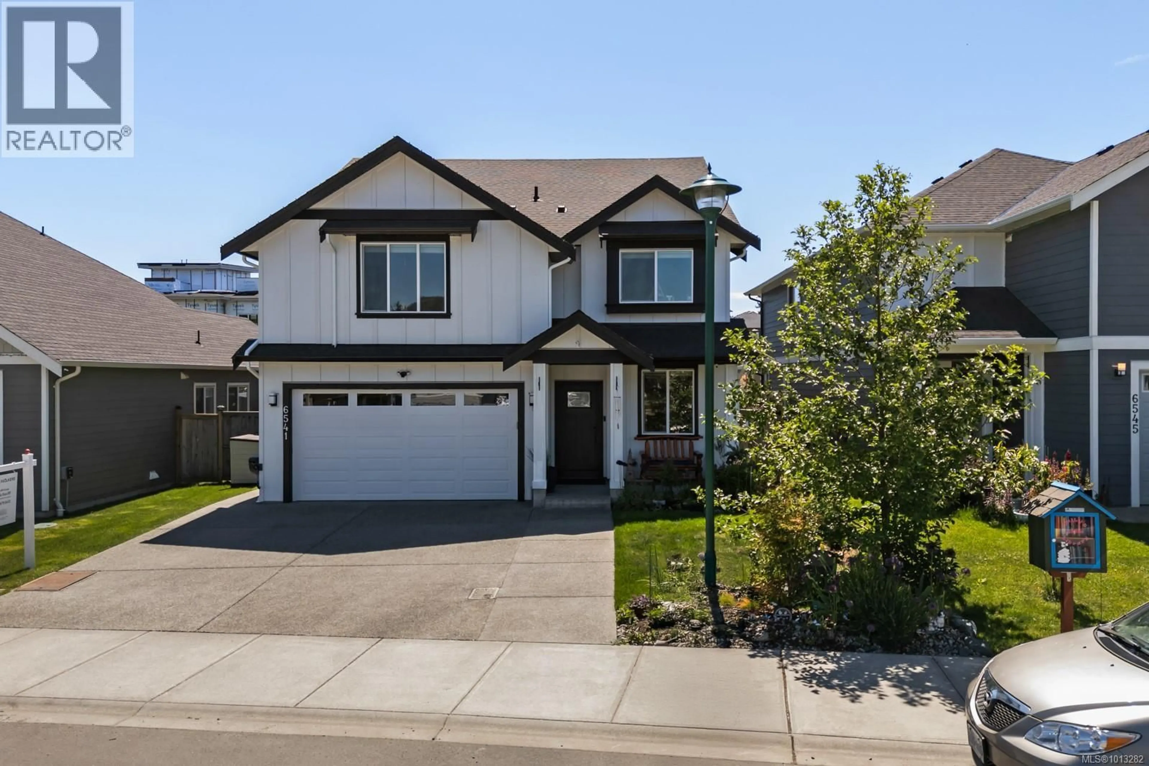 Home with vinyl exterior material, street for 6541 NOBLEWOOD PLACE, Sooke British Columbia V9Z0W3