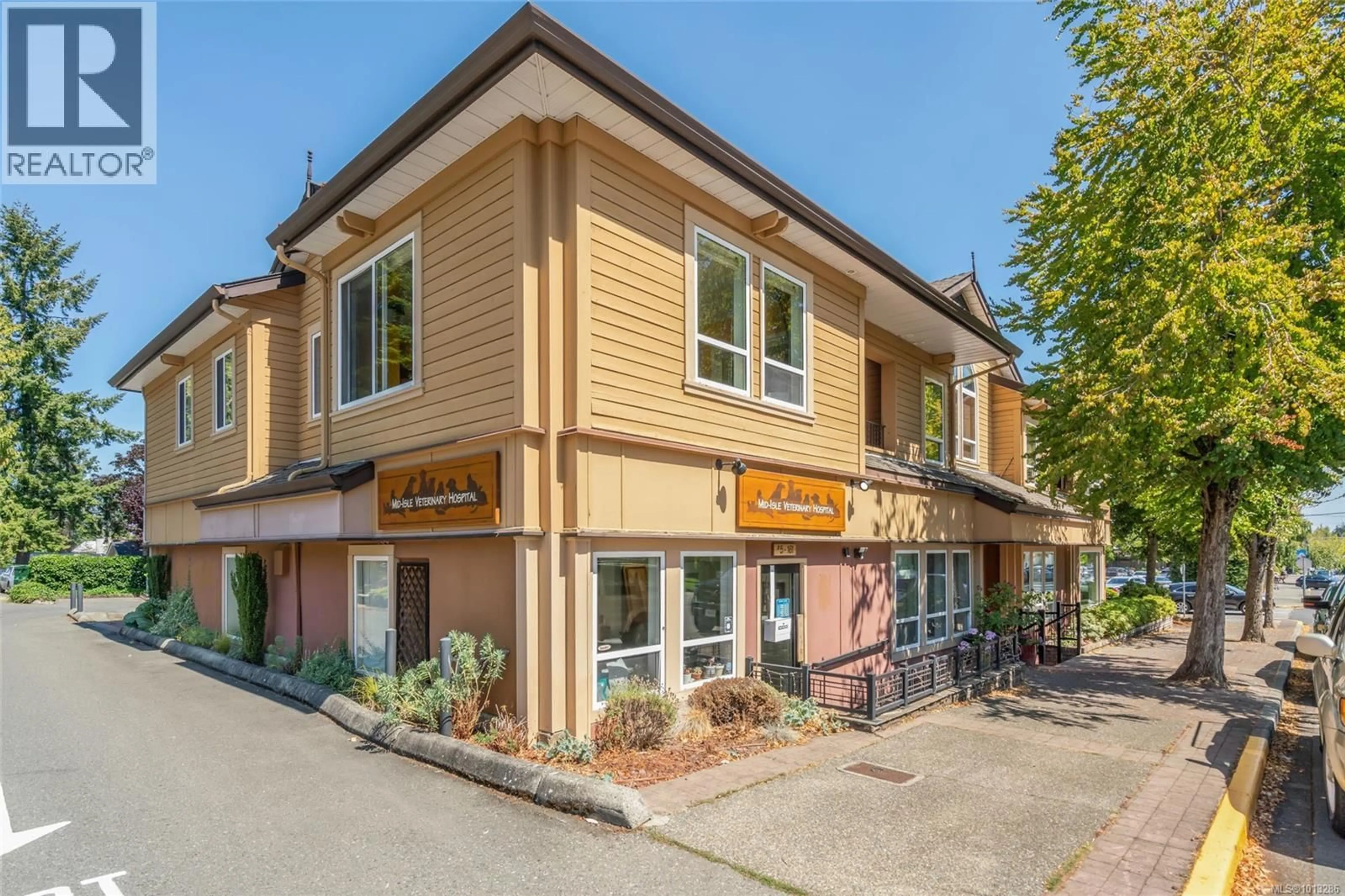 Patio, unknown for 10 - 161 FERN ROAD, Qualicum Beach British Columbia V9K2K1