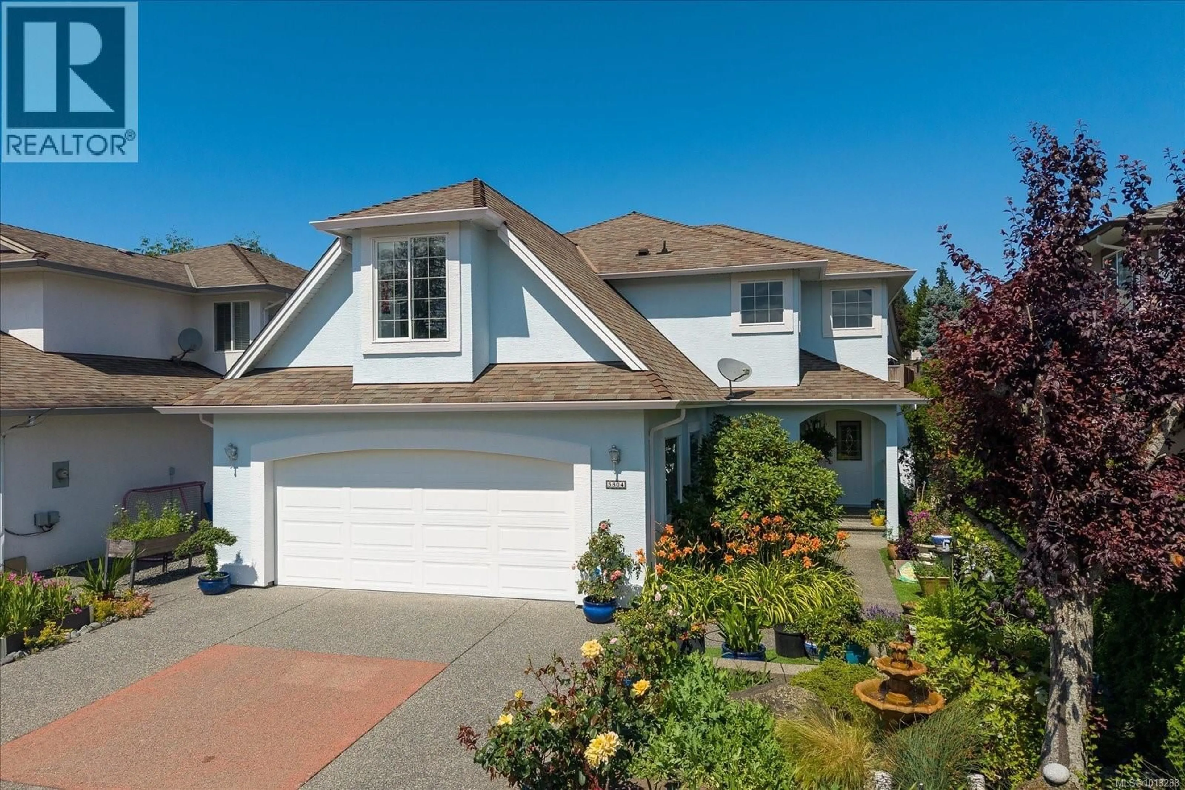 Home with vinyl exterior material, street for 5804 QUARRY CRESCENT, Nanaimo British Columbia V9T6H9