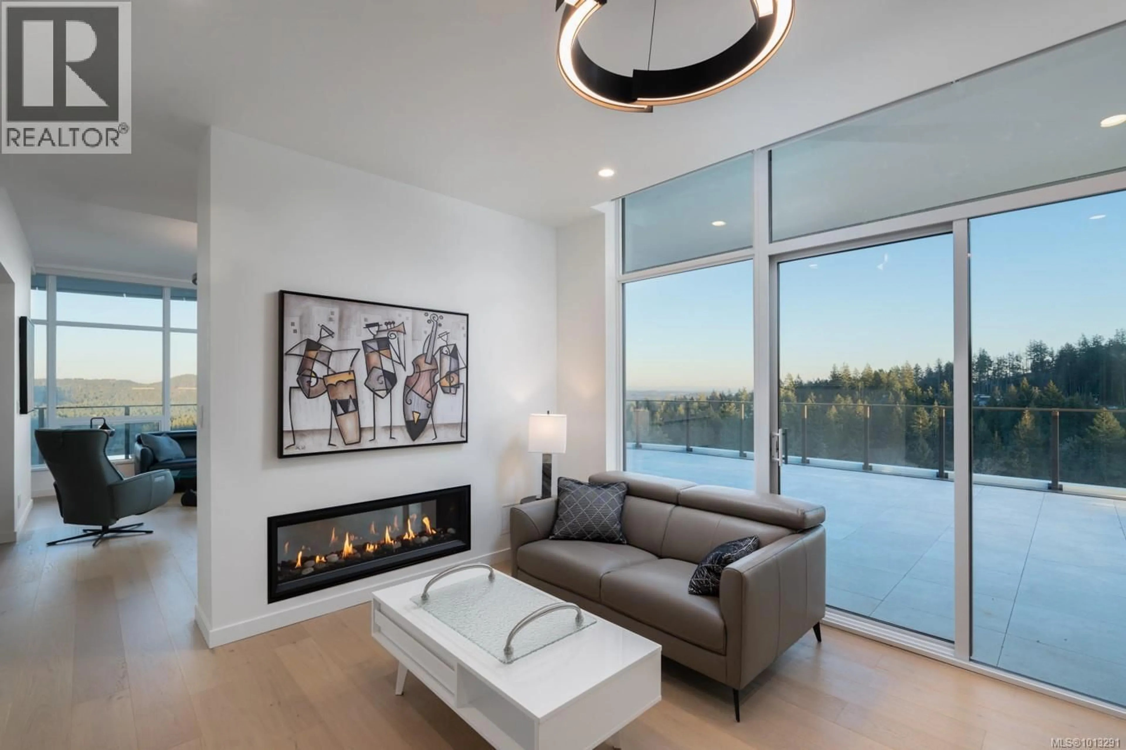 Living room with furniture, unknown for 1702 - 2000 HANNINGTON ROAD, Langford British Columbia V9B6R6