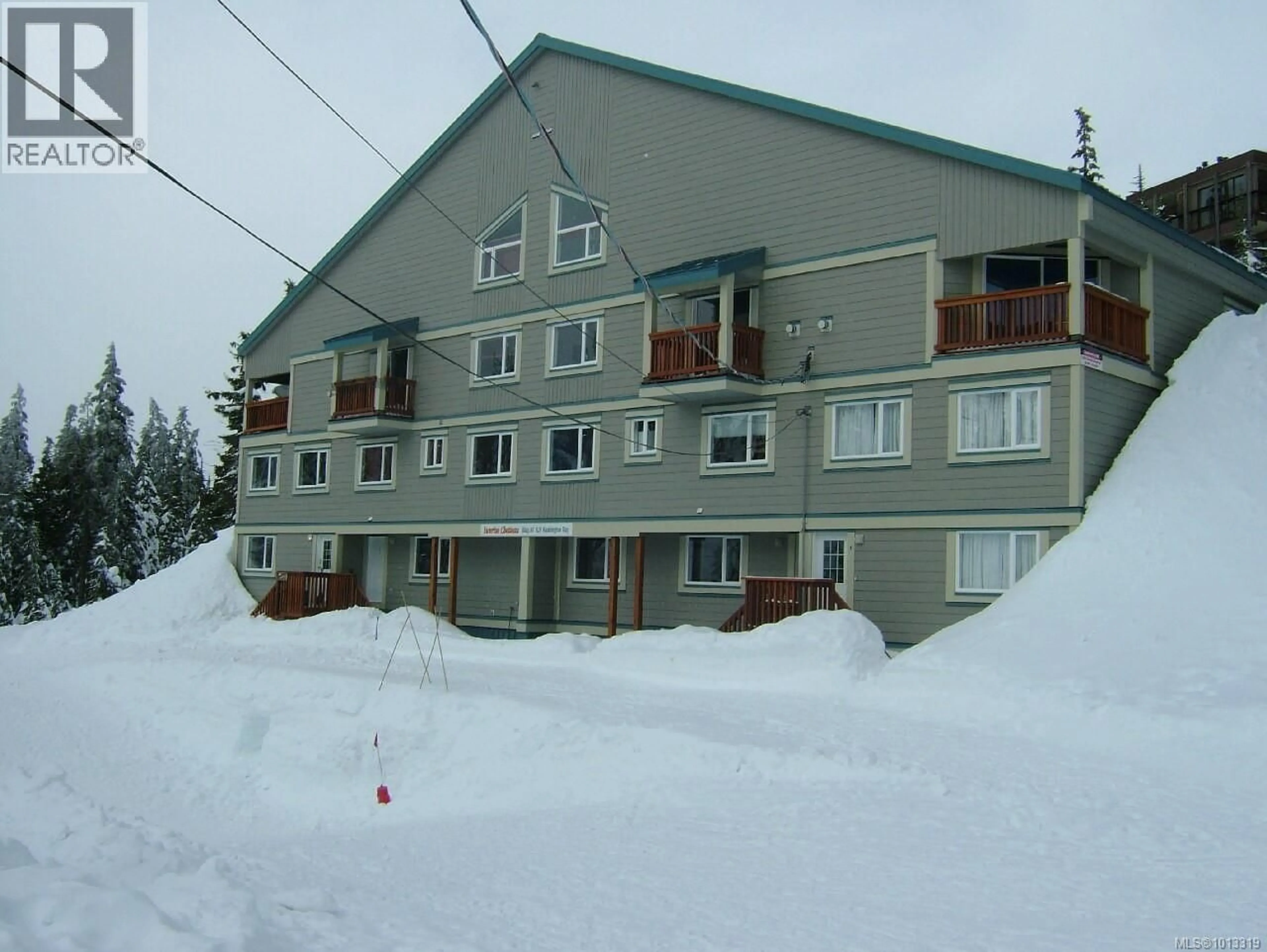 Patio, building for D - 828 WASHINGTON WAY, Courtenay British Columbia V9J1L0