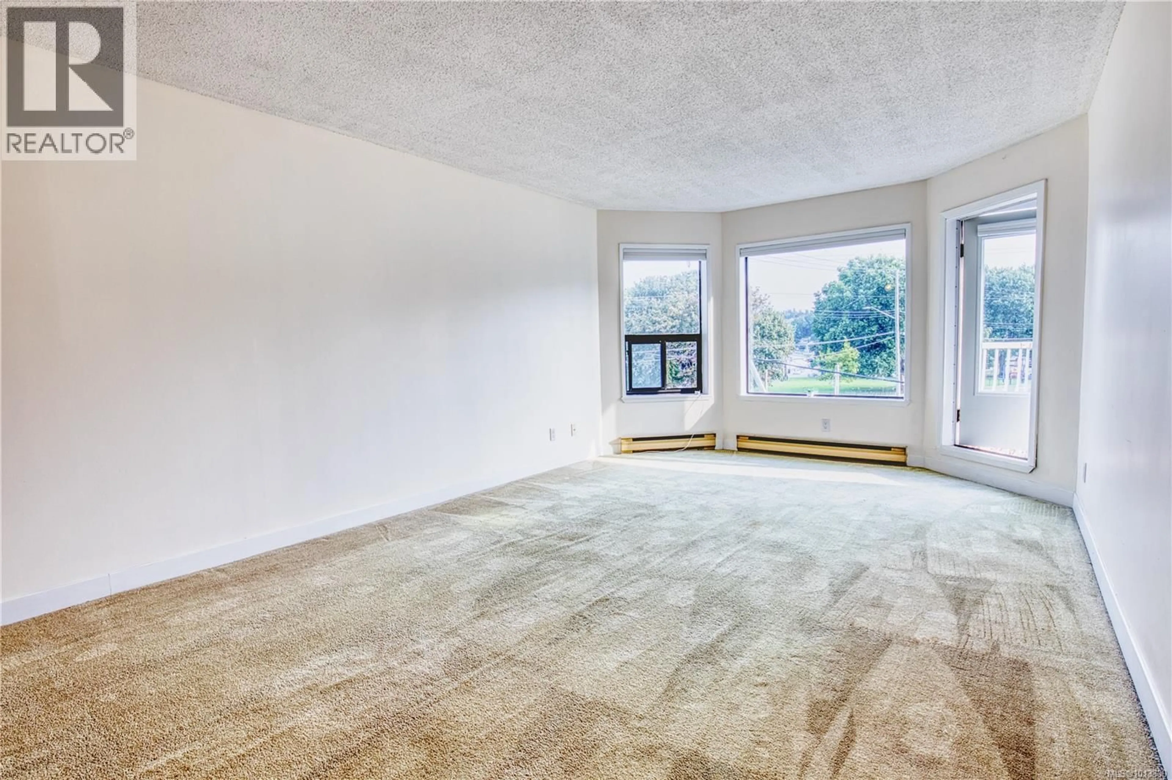 A pic of a room for 308 - 2815 DEPARTURE BAY ROAD, Nanaimo British Columbia V9S5P4